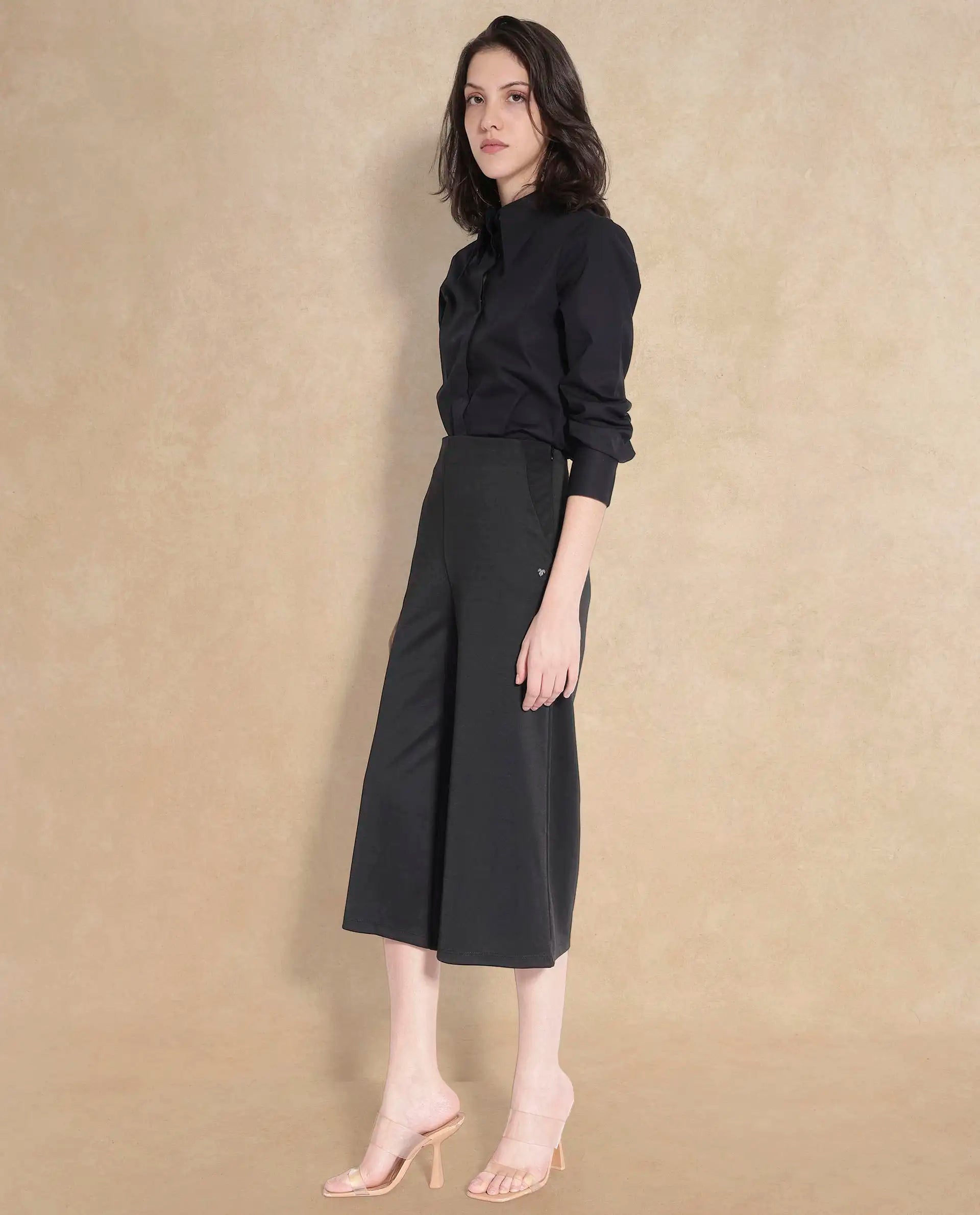 Rareism Women's Shoyo Black Polyester Plain Midi Flared Trouser