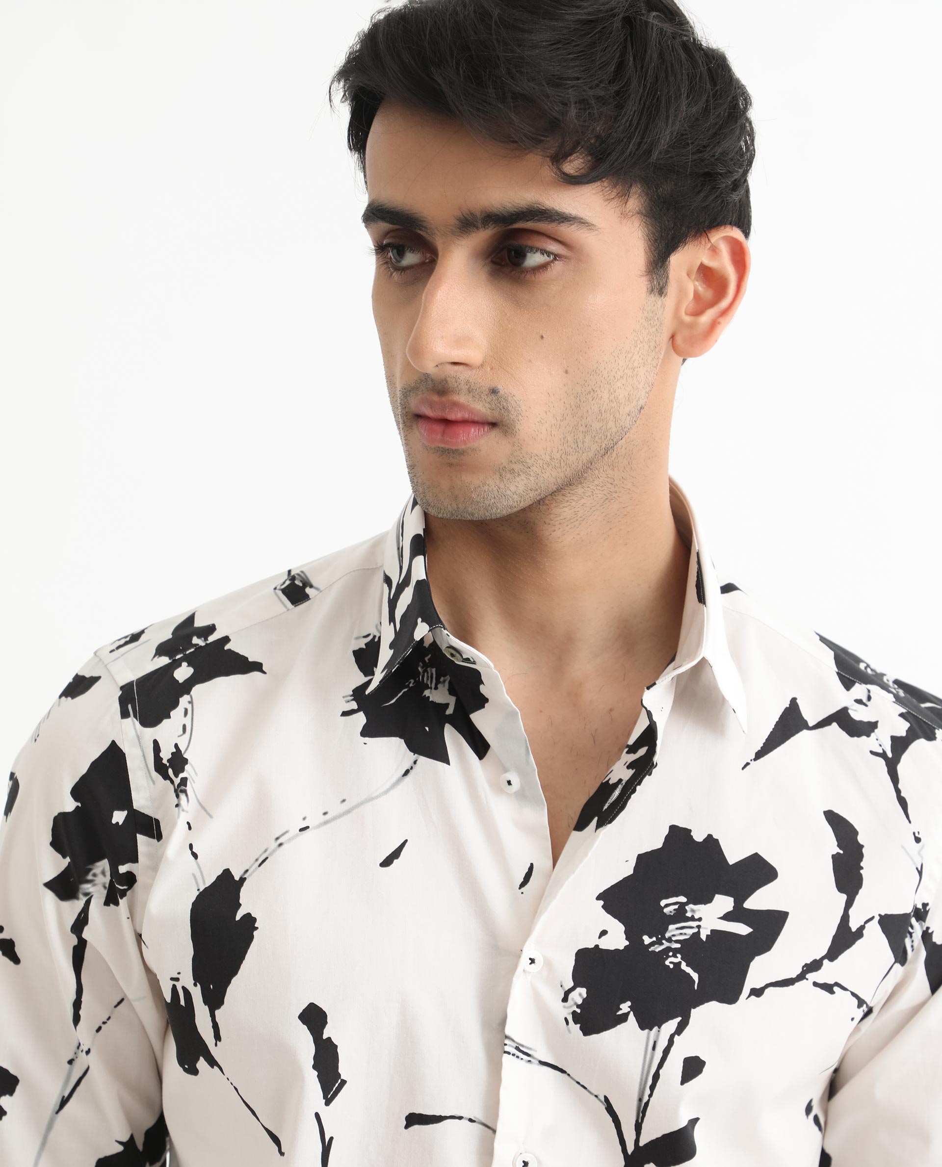 Rare Rabbit Men's Sketcherr Off White Cotton Fabric Floral Print Full Sleeves Shirt