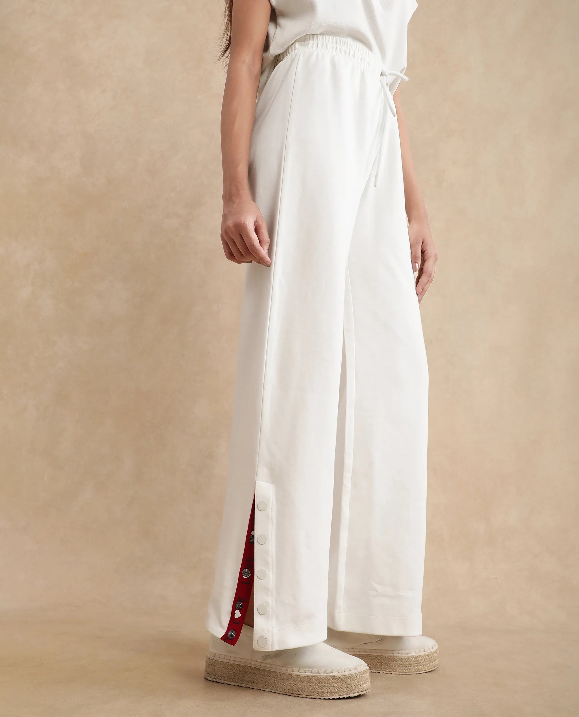 Rareism Women Slite White Cotton Fabric Relaxed Fit Plain Trouser