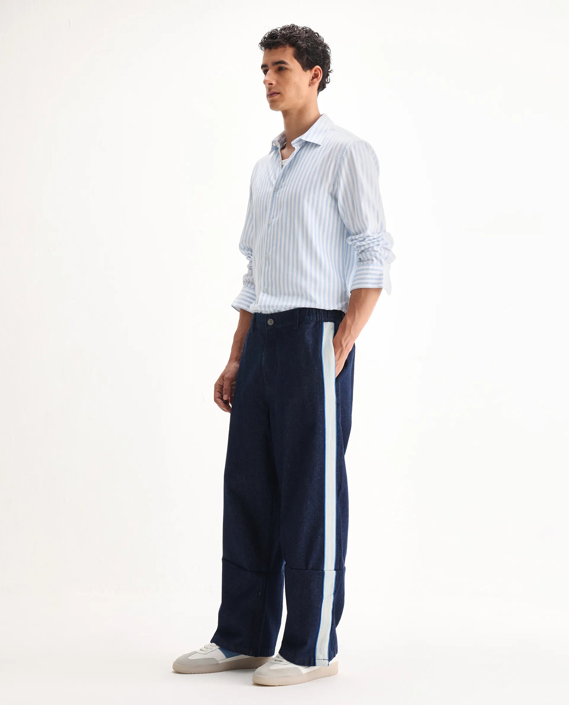 Rare Rabbit Men's Cotton Plain Baggy Fit Jeans