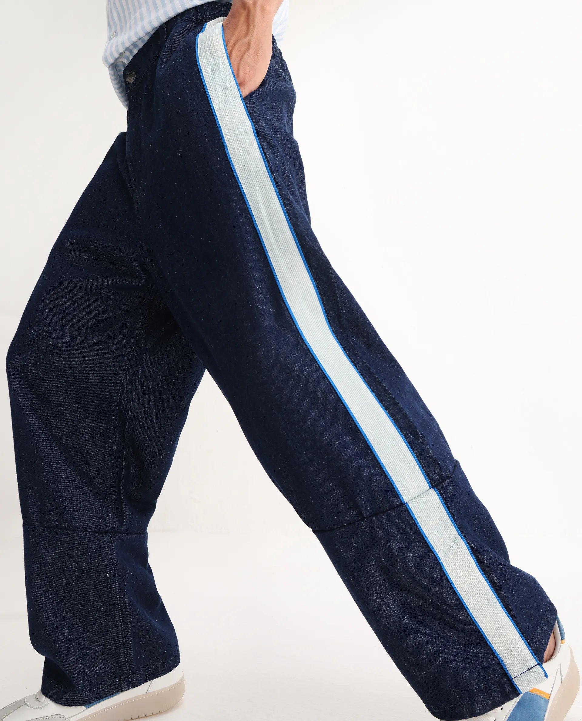 Rare Rabbit Men's Cotton Plain Baggy Fit Jeans