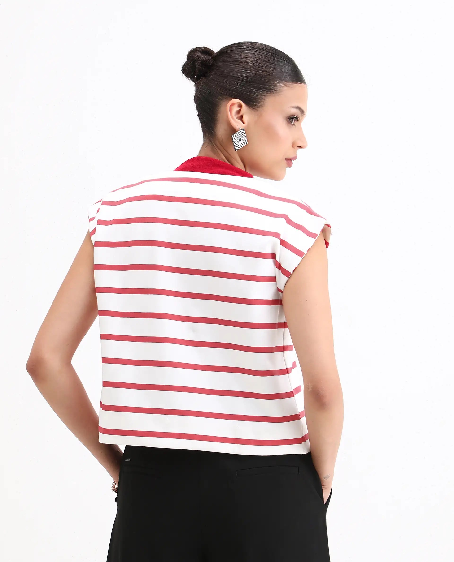 Rareism Women's Somdex Off White Cotton Blend Crew Neck Plain Sleeveless Regular Fit Top