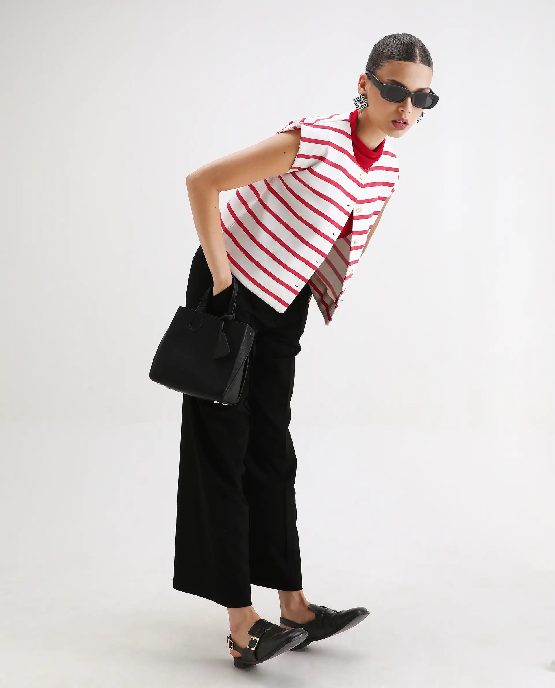 Rareism Women's Somdex Off White Cotton Blend Crew Neck Plain Sleeveless Regular Fit Top