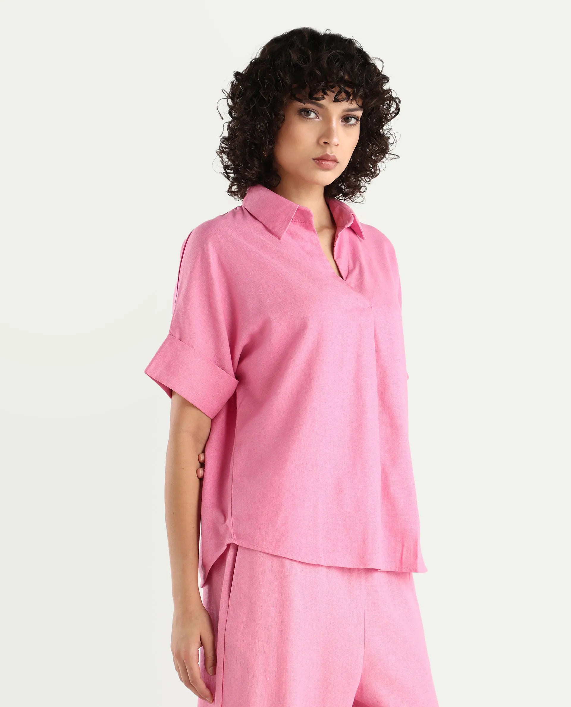 Rareism Women's Somkar T Pink Viscose Blend Johnny Collar Plain Extended Sleeves Relaxed Fit Top