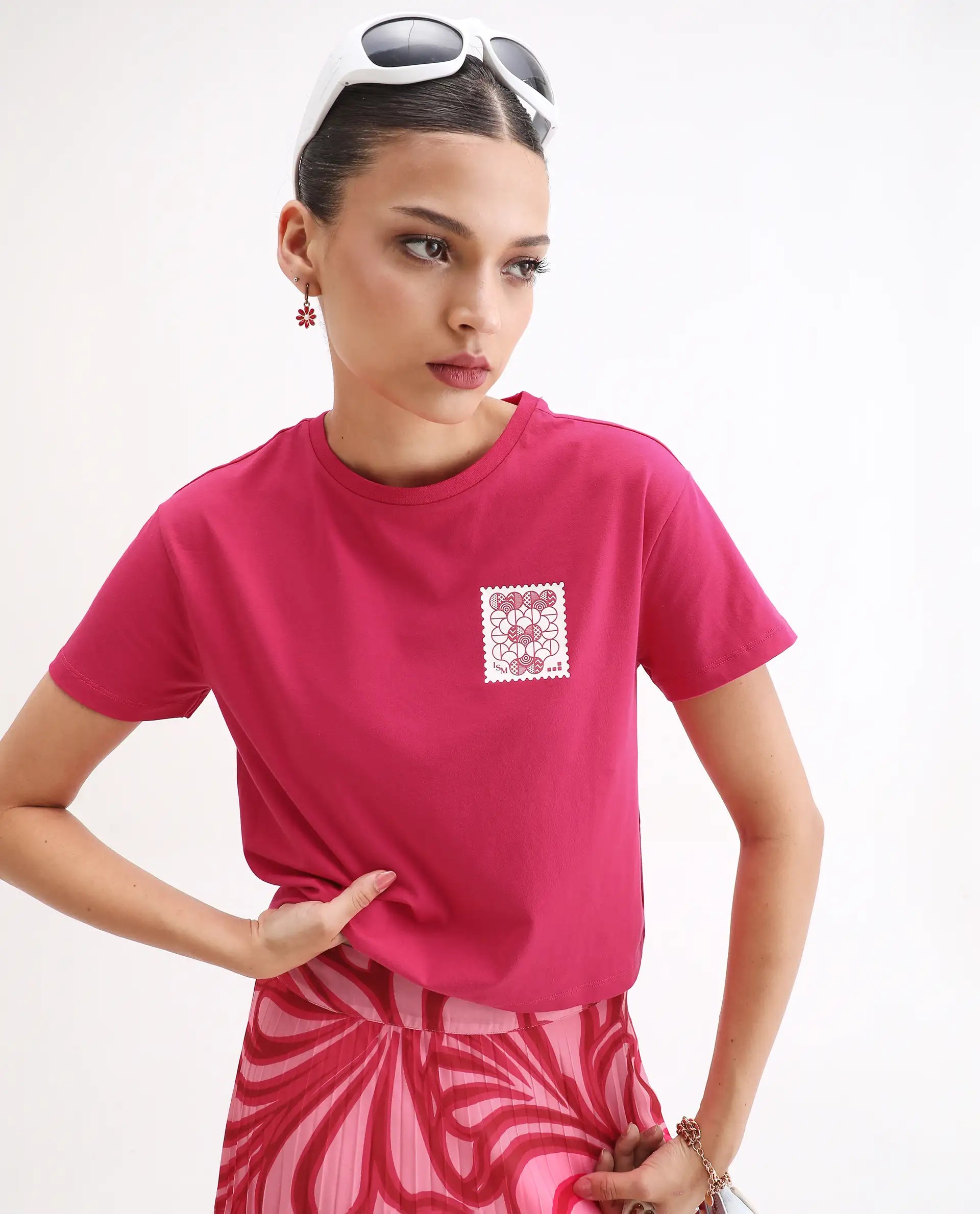 Rareism Women's Somrey Pink Cotton Blend Crew Neck Graphic Print Crop Regular Fit T-Shirt