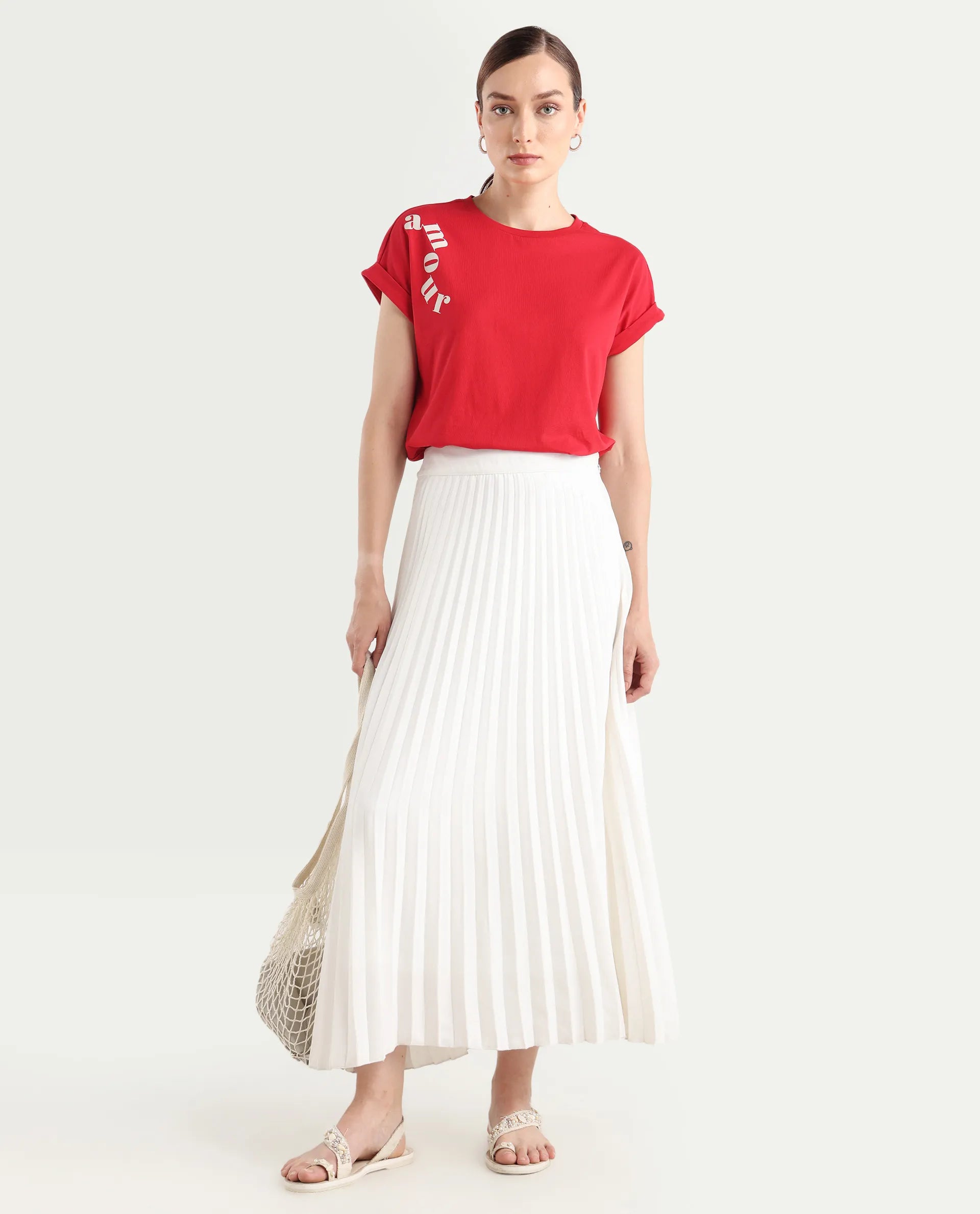 Rareism Women's Somvet-R Red Cotton Regular Graphic Print T-Shirt