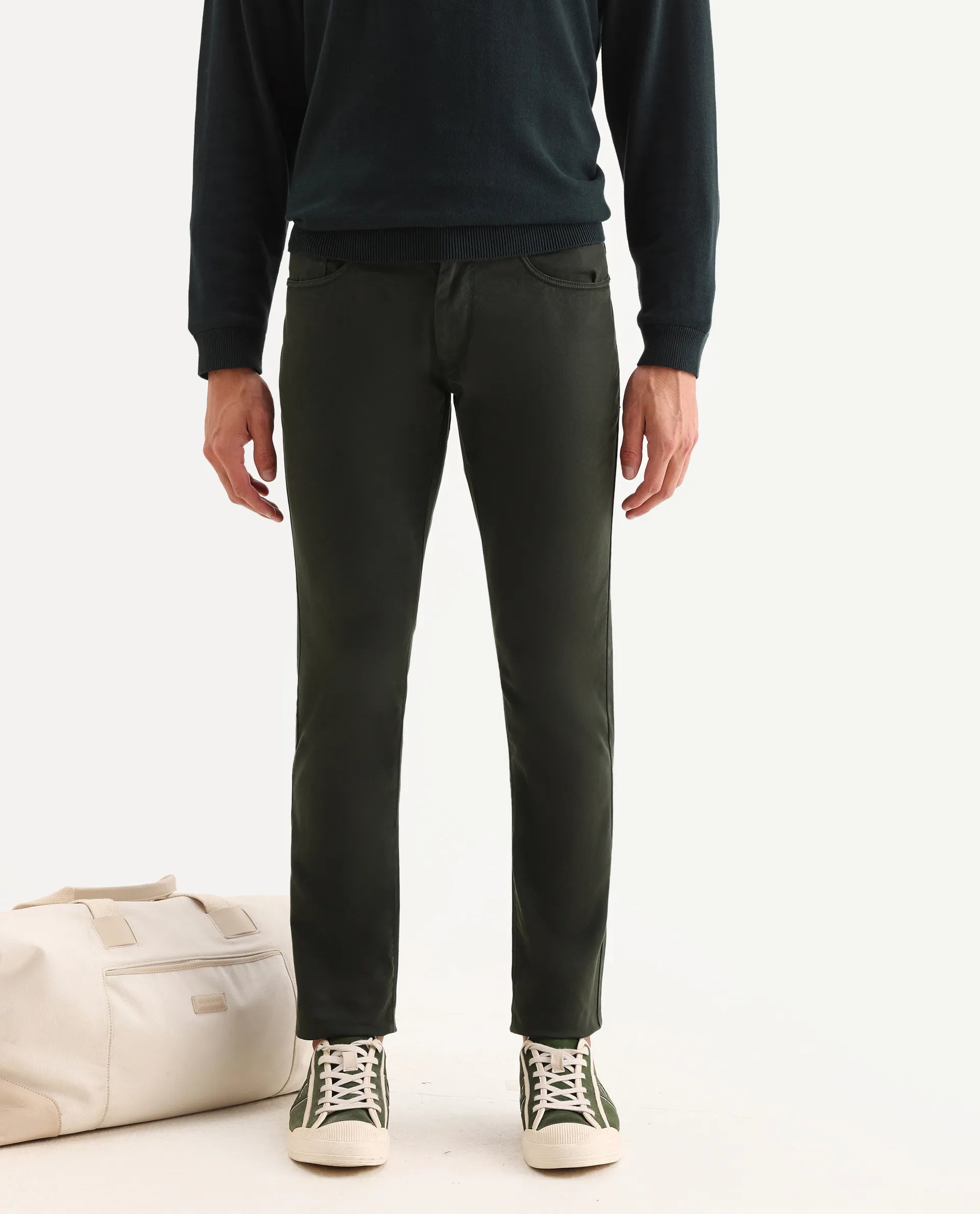 Rare Rabbit Men's Spoke-22 Olive Cotton Plain Regular Fit Trouser