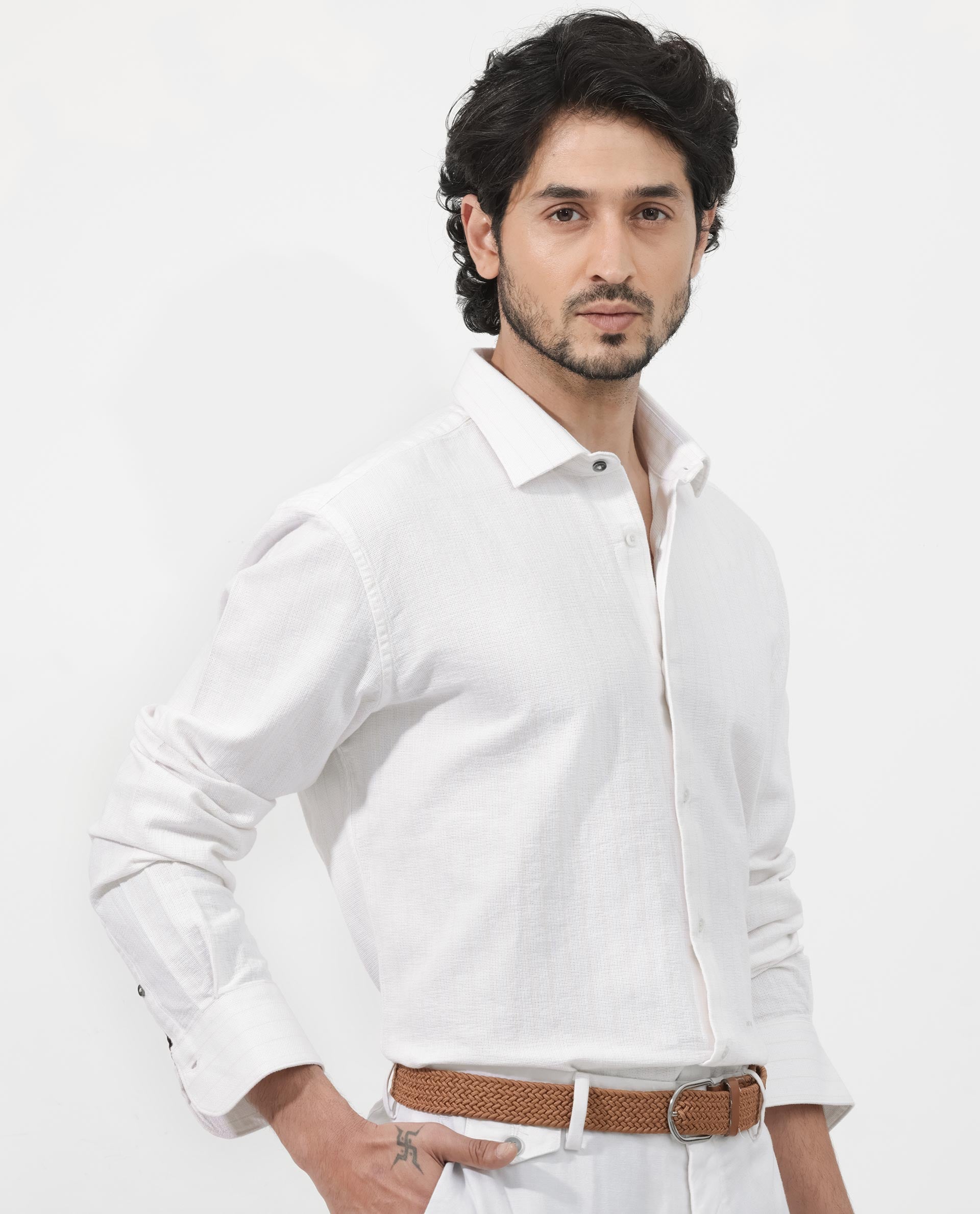 Rare Rabbit Mens Squa Off White Full Sleeves Cotton Fabric Sleeve Stripe Shirt