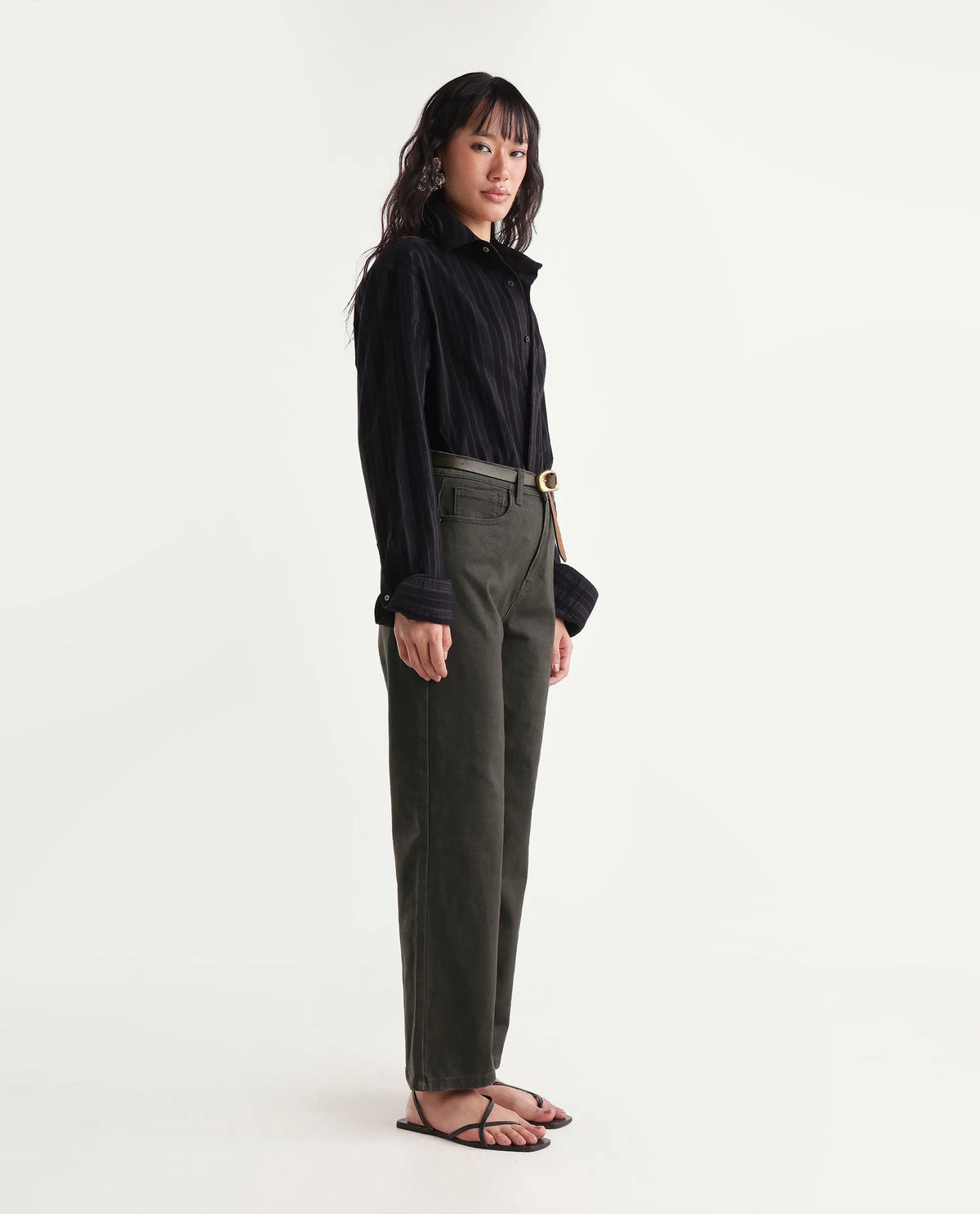 Rareism Women's Strank-2 Dark Green Cotton Blend Shank And Zipper Ankle Straight Plain Jeans
