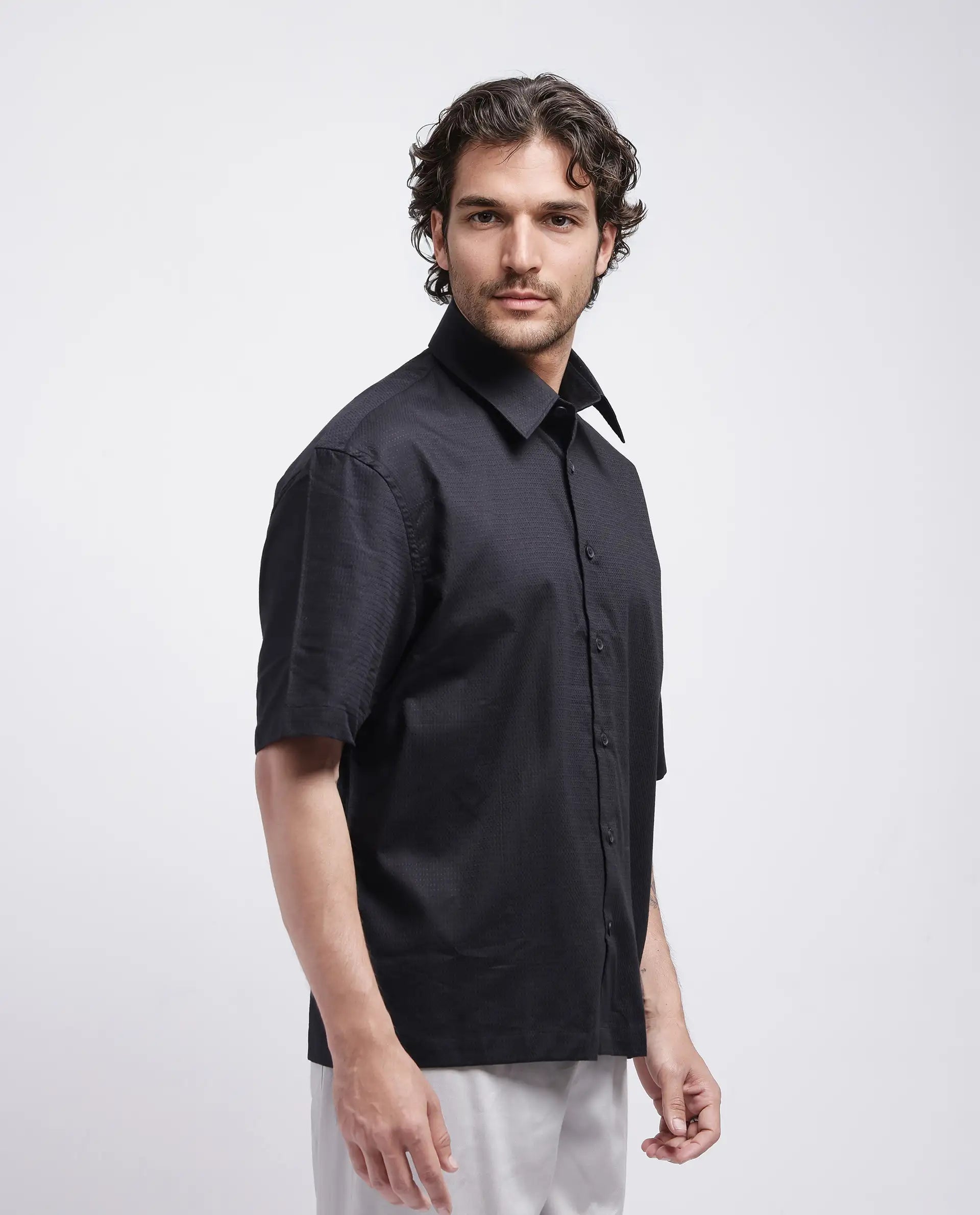 Rare Rabbit Men's Stum Ss Black Cotton Plain Regular Fit Half Sleeve Collared Shirt