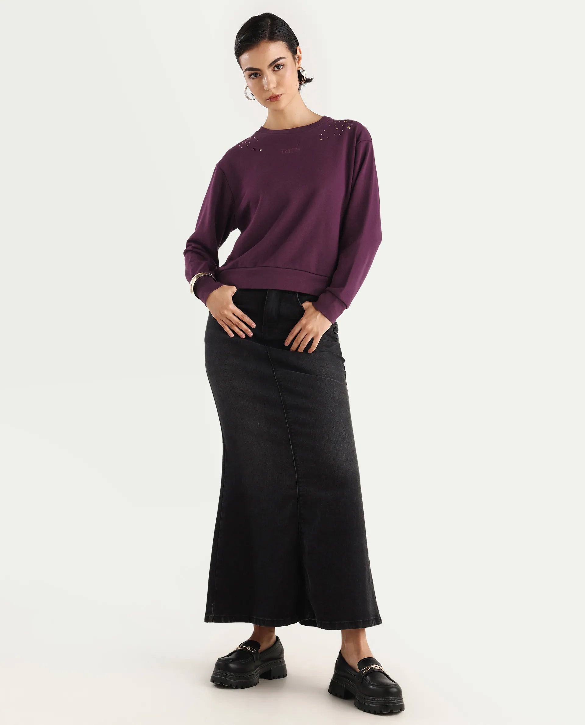 Rareism Women's Studo Dark Purple Cotton Blend Crew Neck Plain Relaxed Fit Sweatshirt