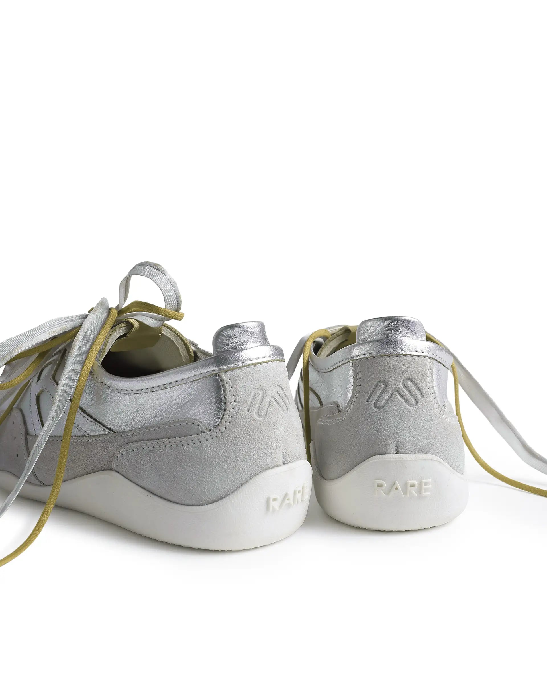 Rarez Men's Sugoi Still Primary Silver Leather Regular Sneaker