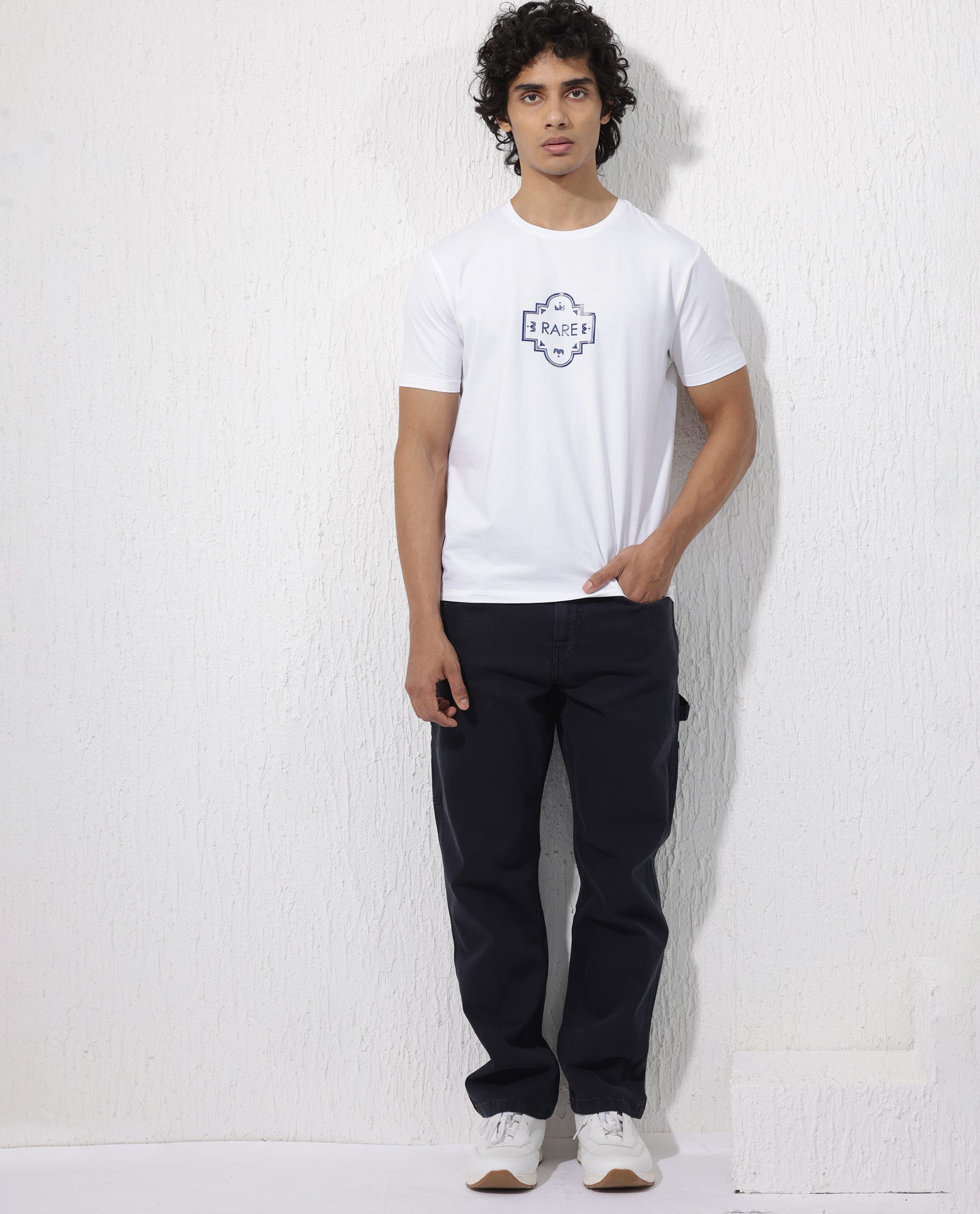 Rare Rabbit Mens Syrus White Short Sleeve Graphic Print T-Shirt