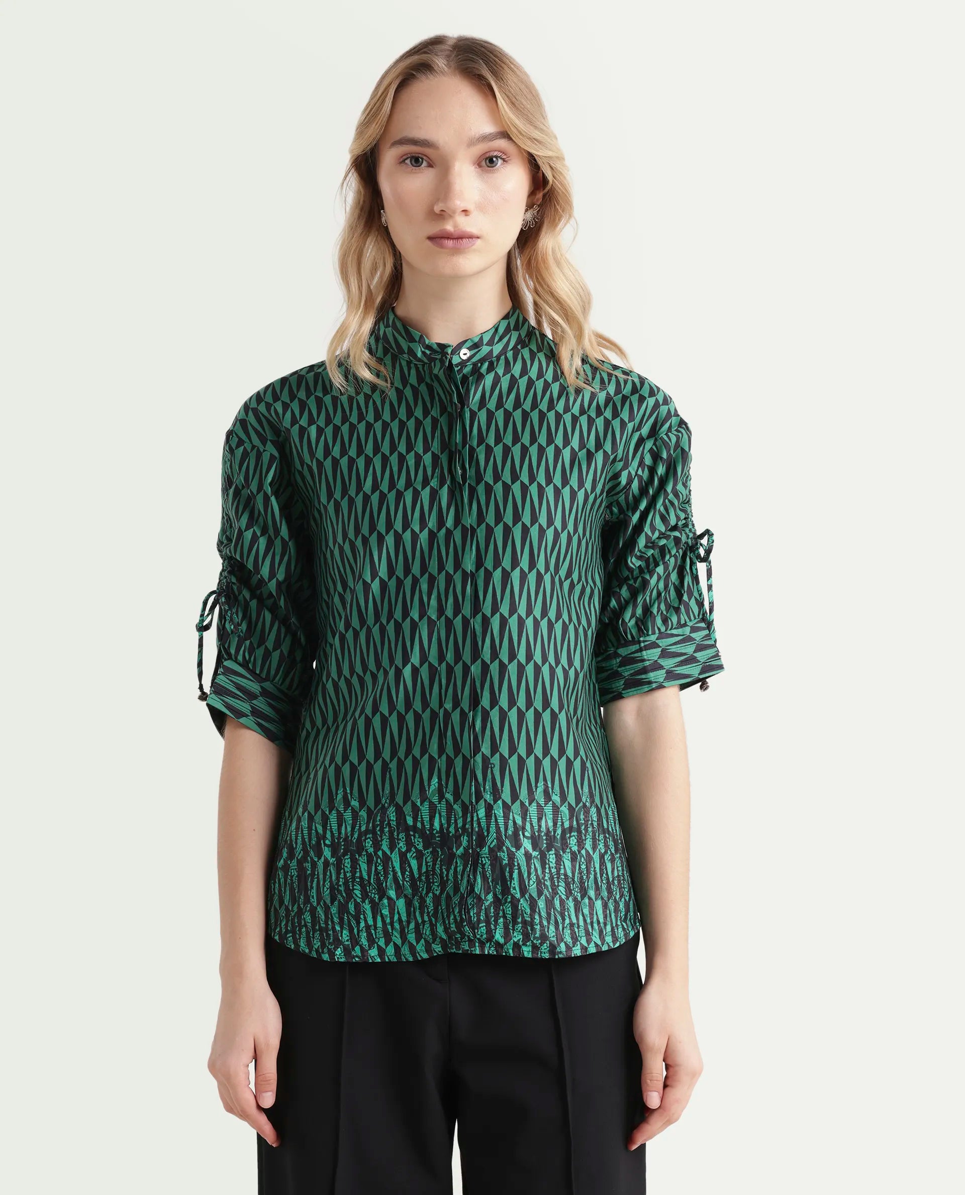 Rareism Women's Tafel Green Cotton Mandarin Collar Geometric Print Regular Fit Top