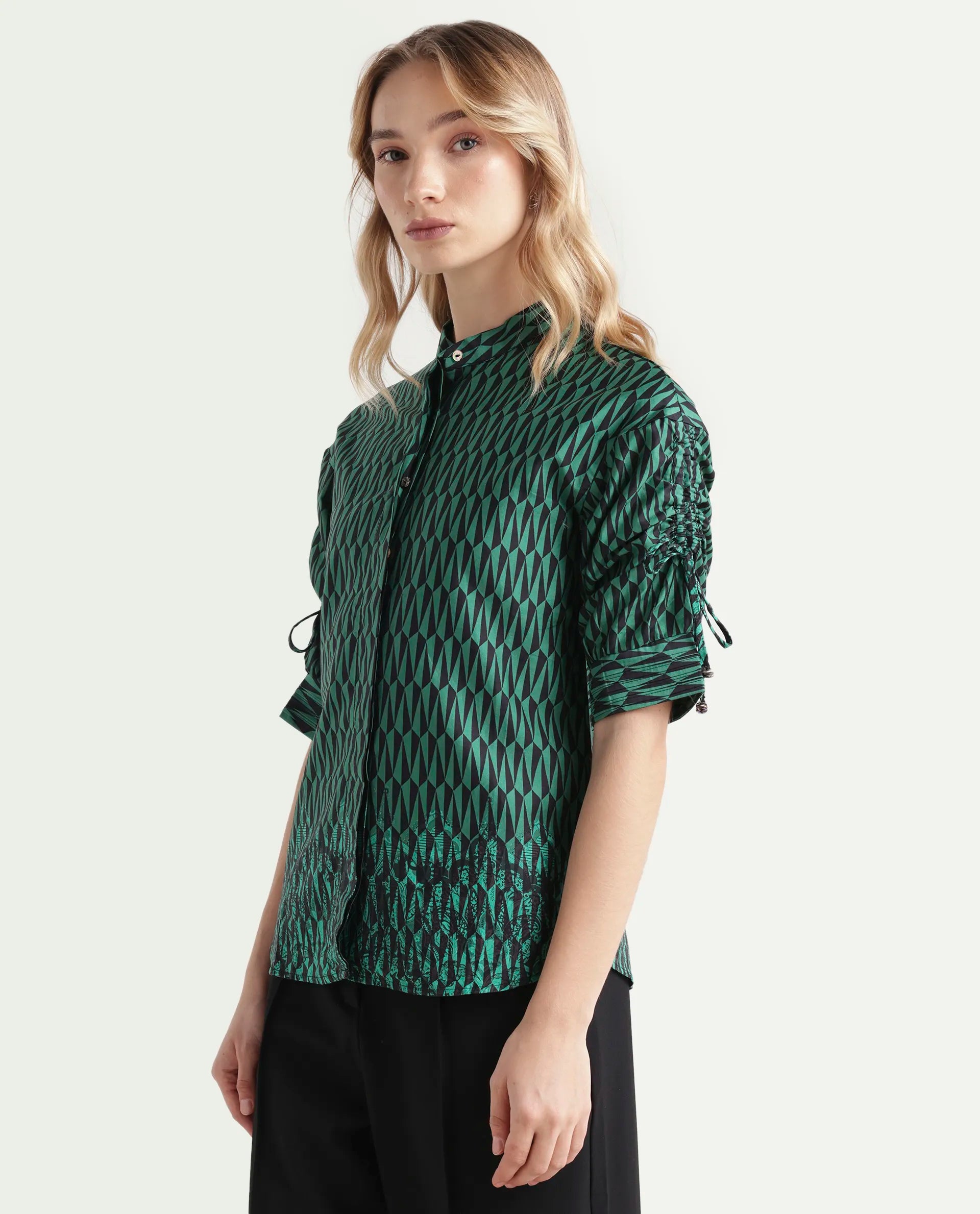 Rareism Women's Tafel Green Cotton Mandarin Collar Geometric Print Regular Fit Top