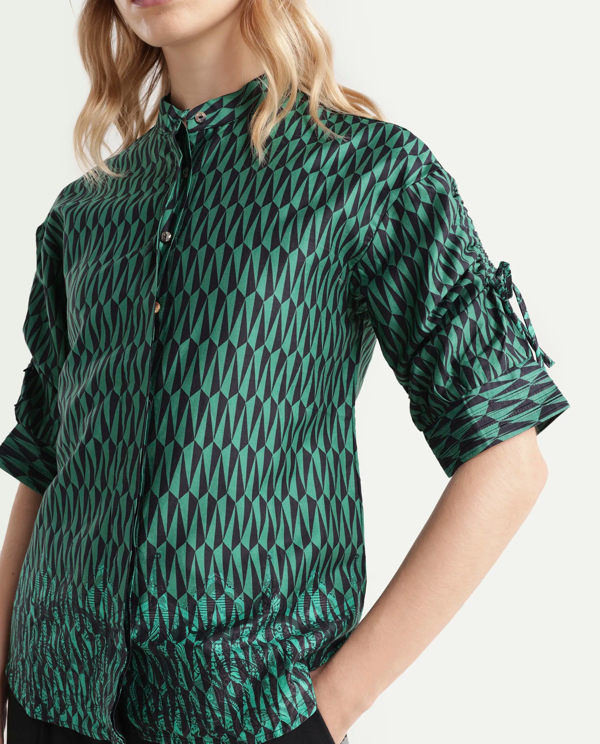 Rareism Women's Tafel Green Cotton Mandarin Collar Geometric Print Regular Fit Top
