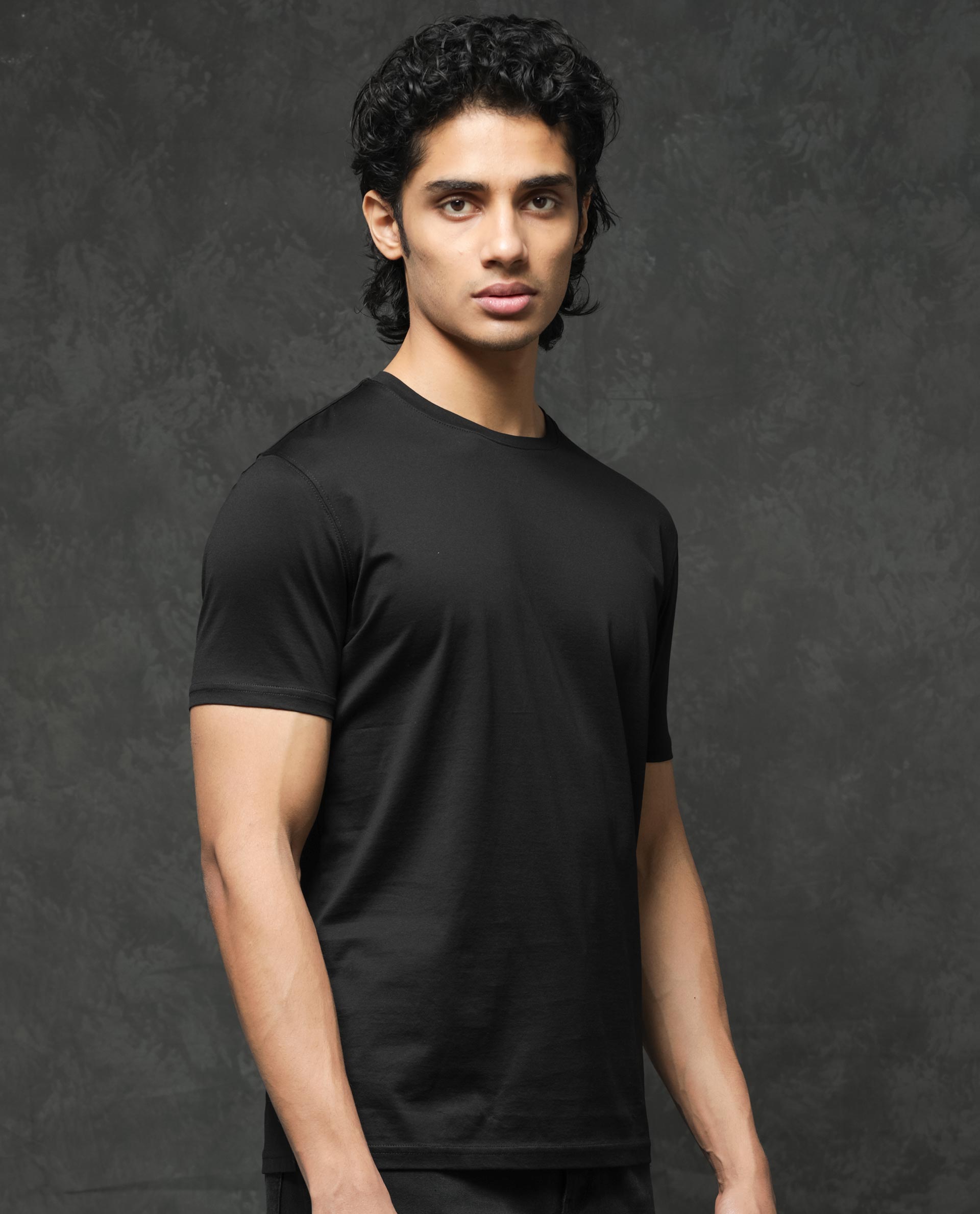 Rare Rabbit Mens Tangos Black Short Sleeve Solid T-Shirt