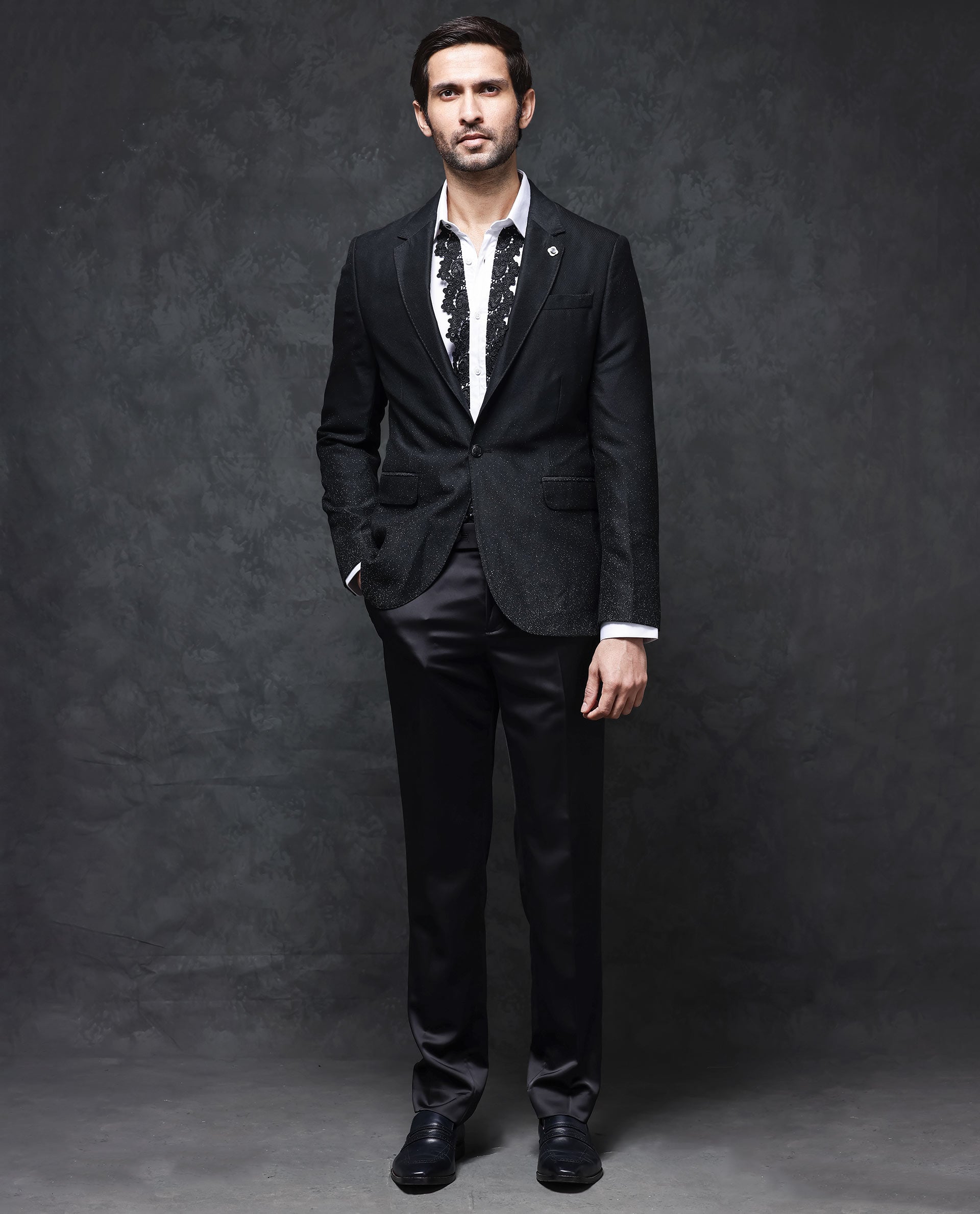 Rare Rabbit Men's Tapeon White Collared Neck Solid Lace Embellished Regular Fit Shirt