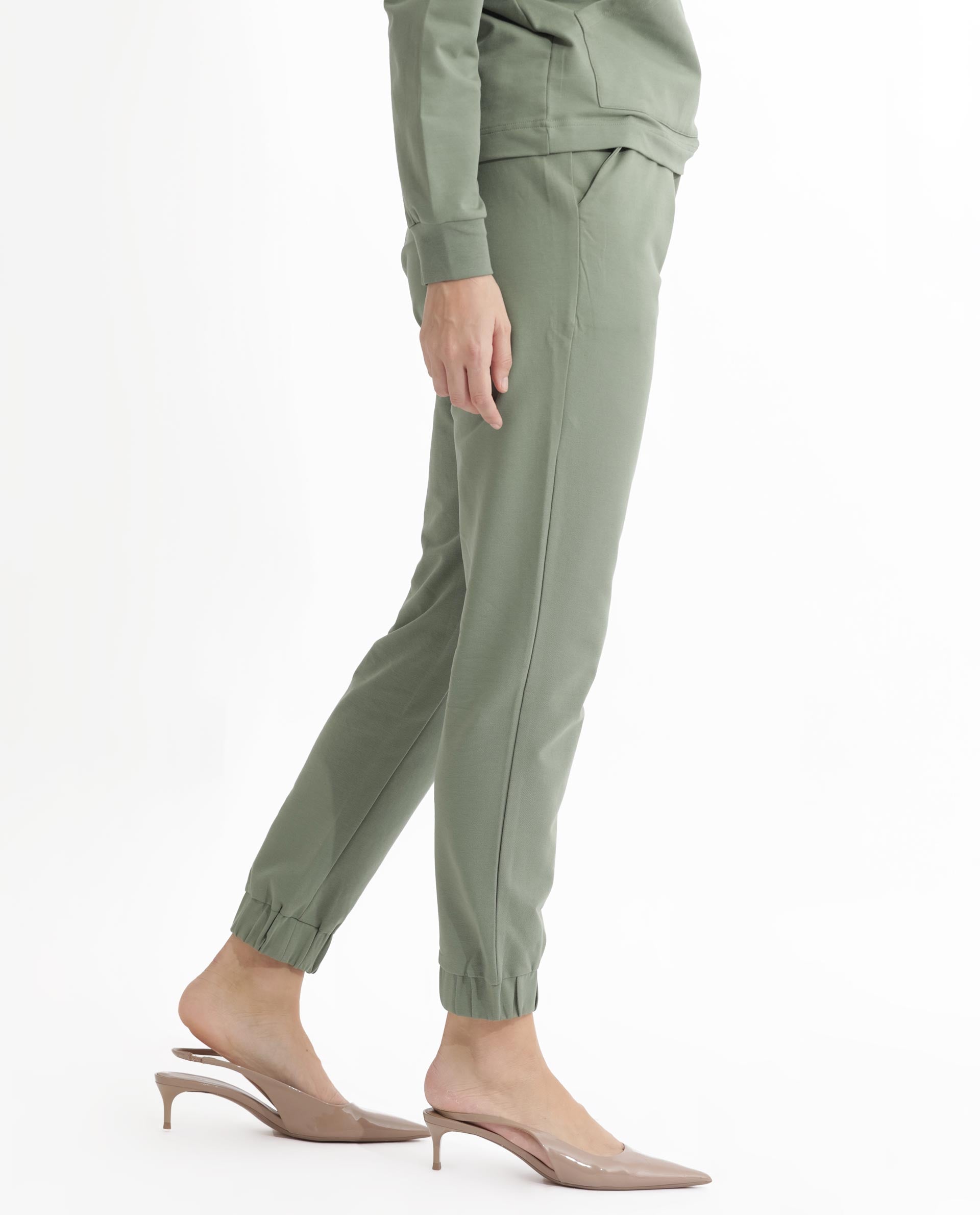 Rareism Women Terac Dusky Green Cotton Lycra Fabric Regular Fit Solid Mid Rise Ankle Length Track Pant