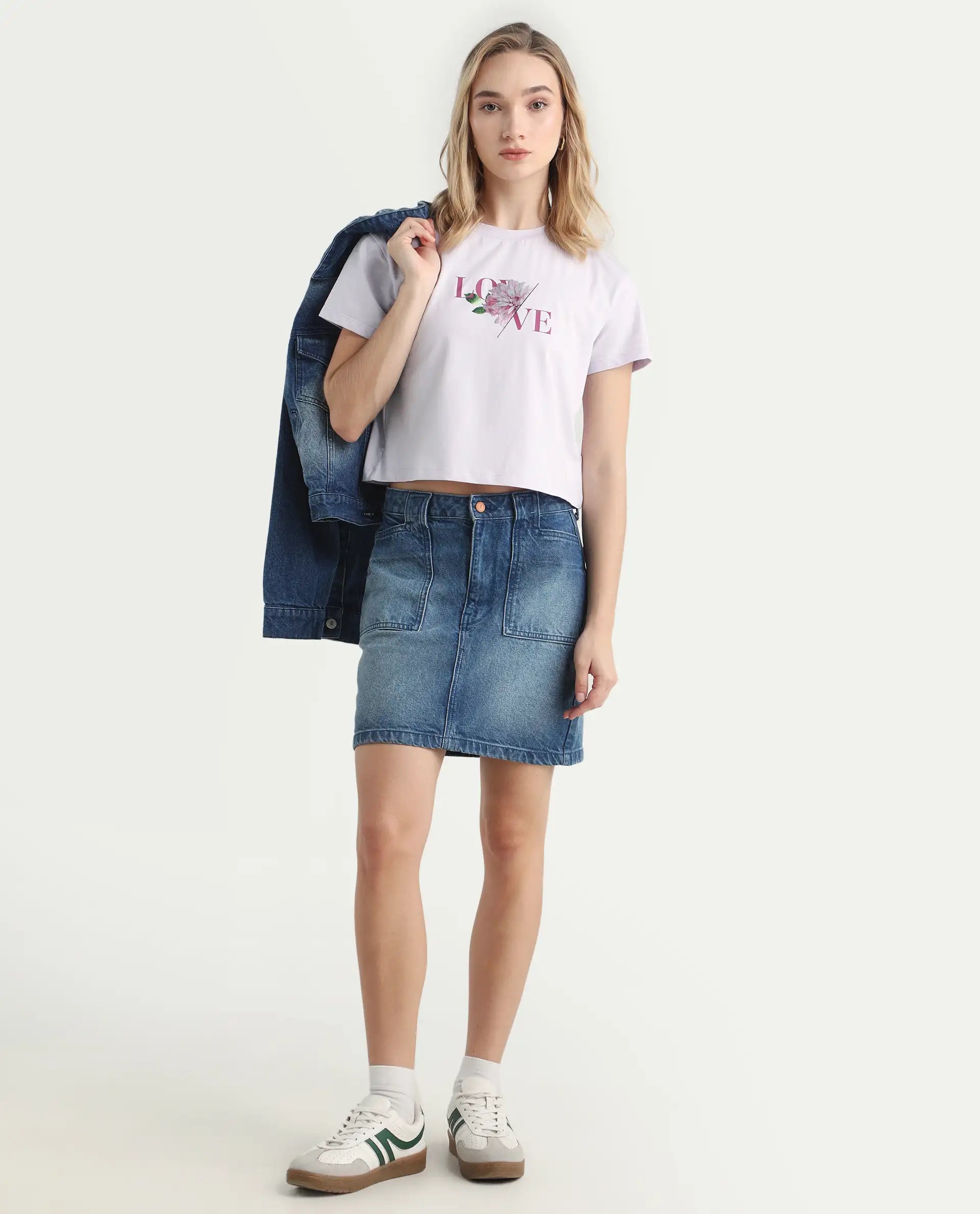 Rareism Women's Thea Pastel Purple Cotton Blend Crew Neck Graphic Print Crop Regular Fit T-Shirt