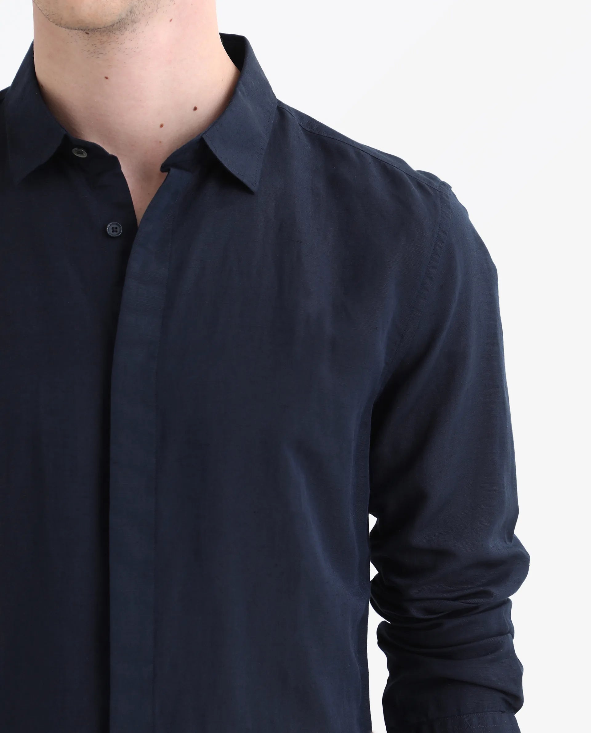 Rare Rabbit Men's Throner Navy Linen Blend Plain Regular Fit Full Sleeve Collared Shirt