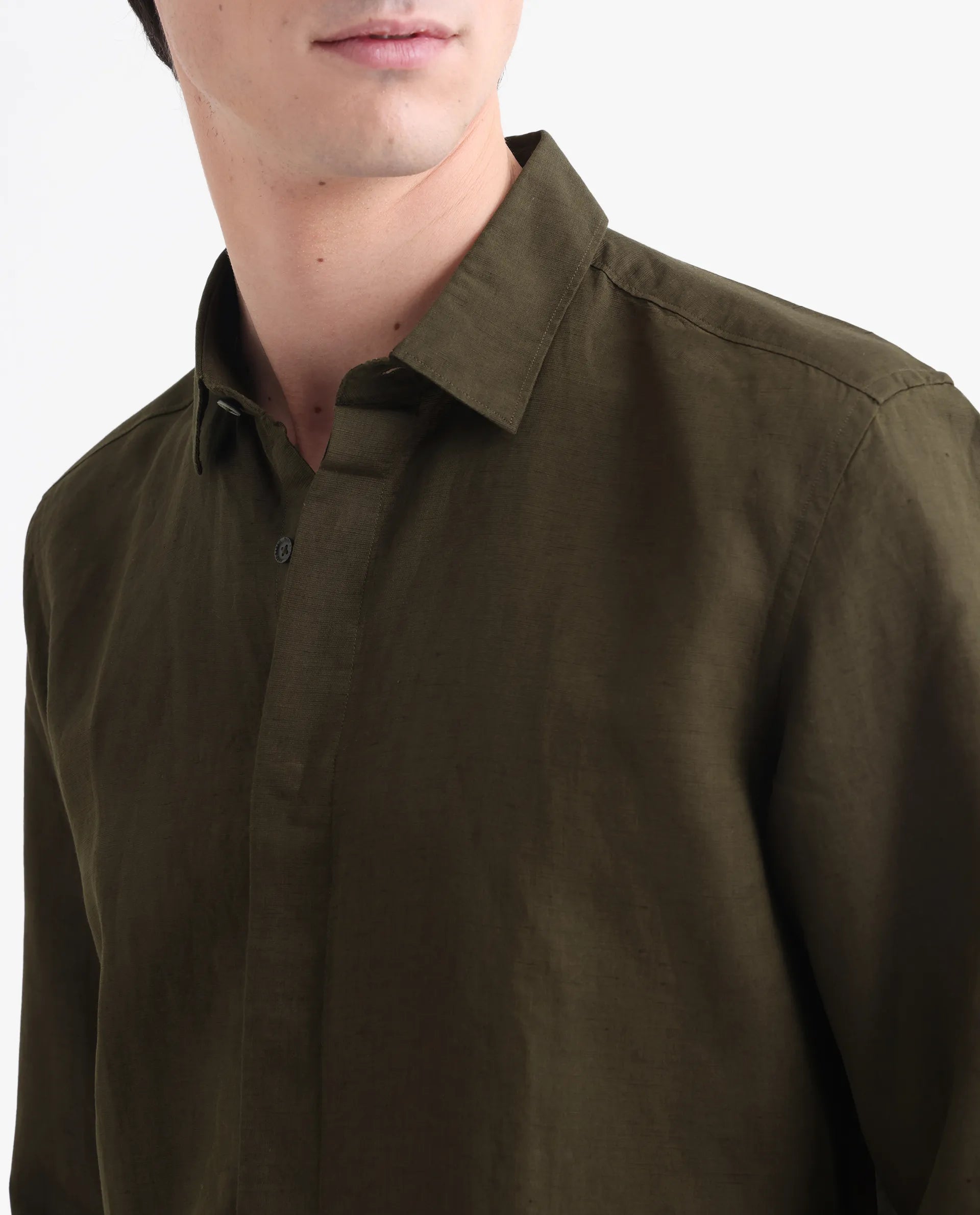 Rare Rabbit Men's Throner Olive Linen Blend Plain Regular Fit Full Sleeve Collared Shirt