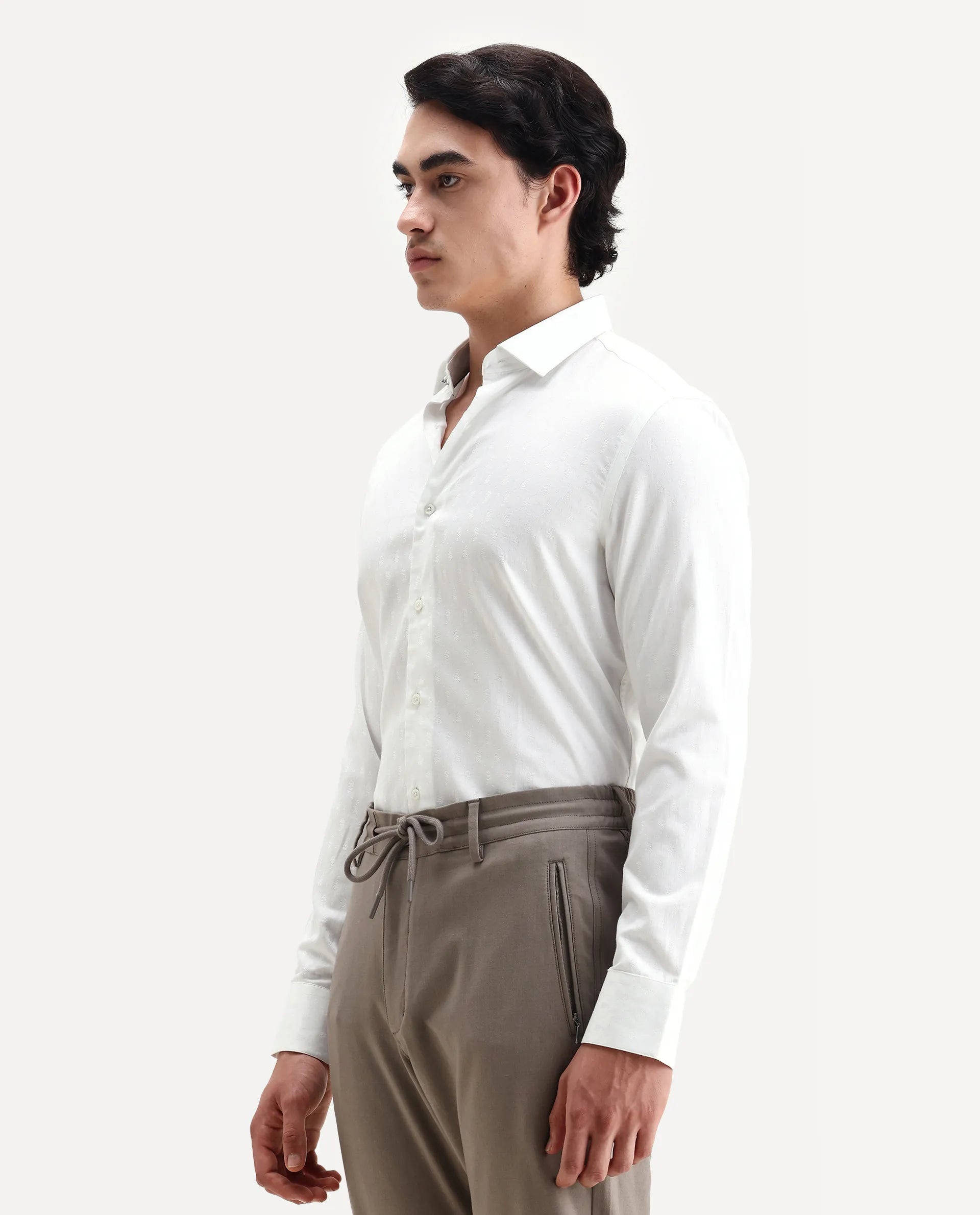 Rare Rabbit Men's Trica White Cotton Plain Regular Fit Full Sleeve Collared Shirt