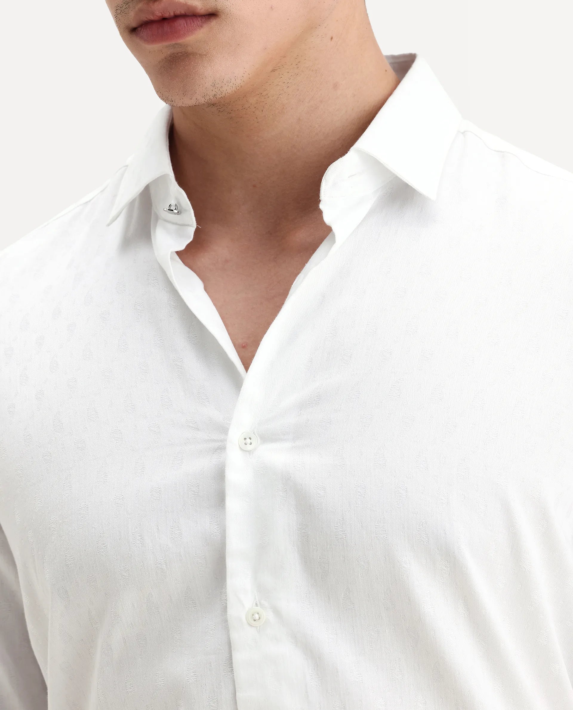 Rare Rabbit Men's Trica White Cotton Plain Regular Fit Full Sleeve Collared Shirt