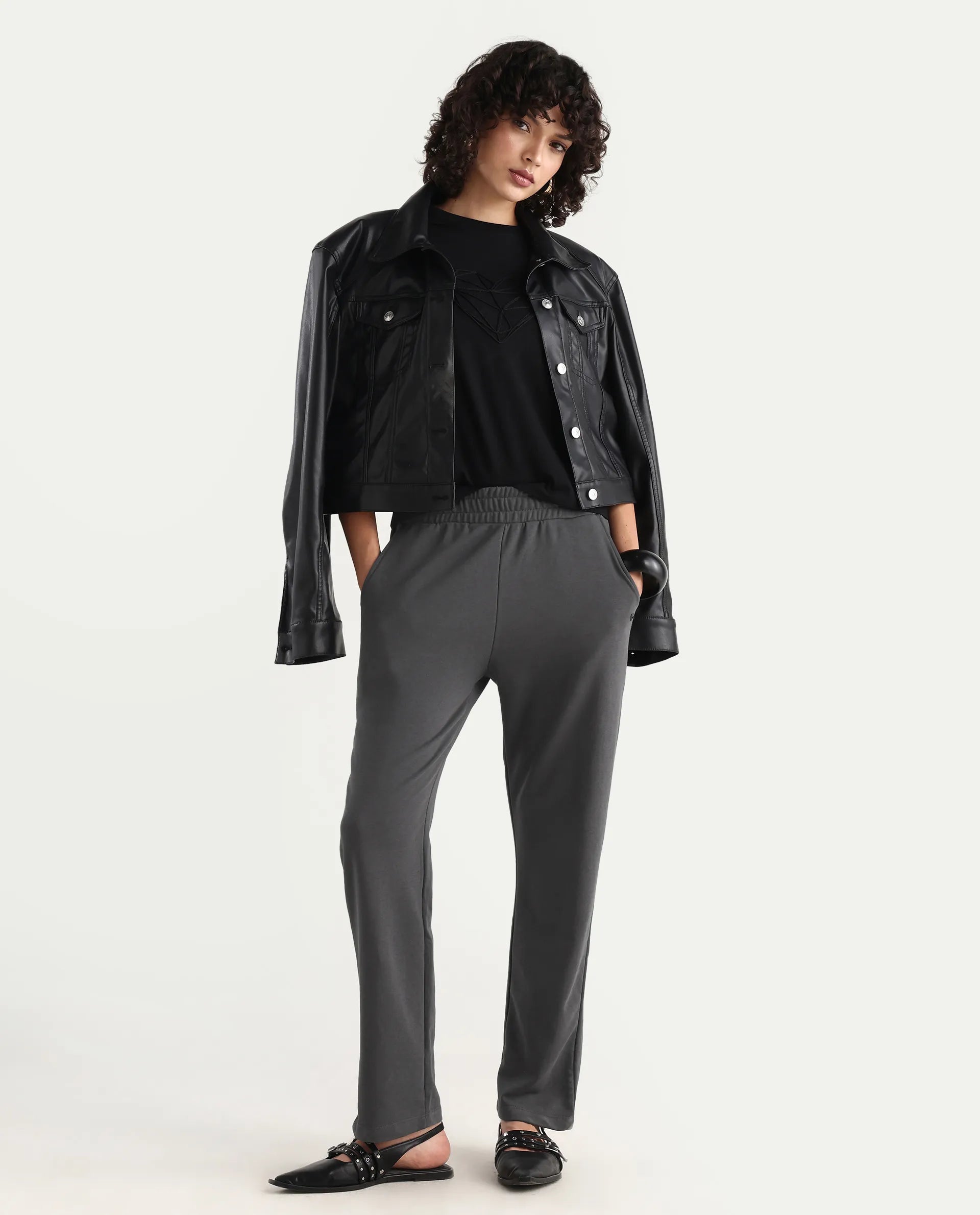 Rareism Women's Trunky Dark Grey Cotton Blend Plain Ankle Length Straight Fit Track Pant