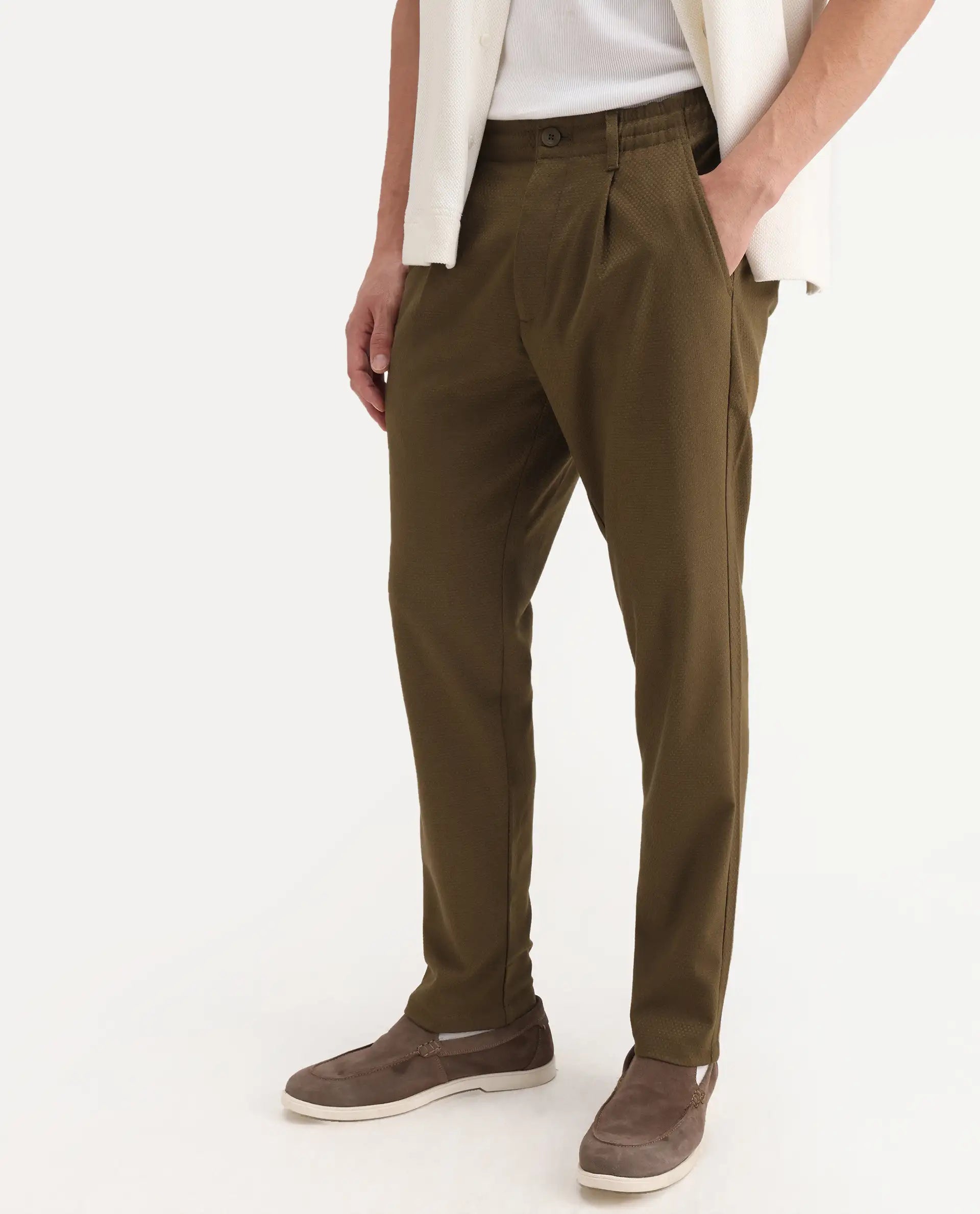 Rare Rabbit Men's Tula Light Olive Cotton Plain Relaxed Fit Trouser