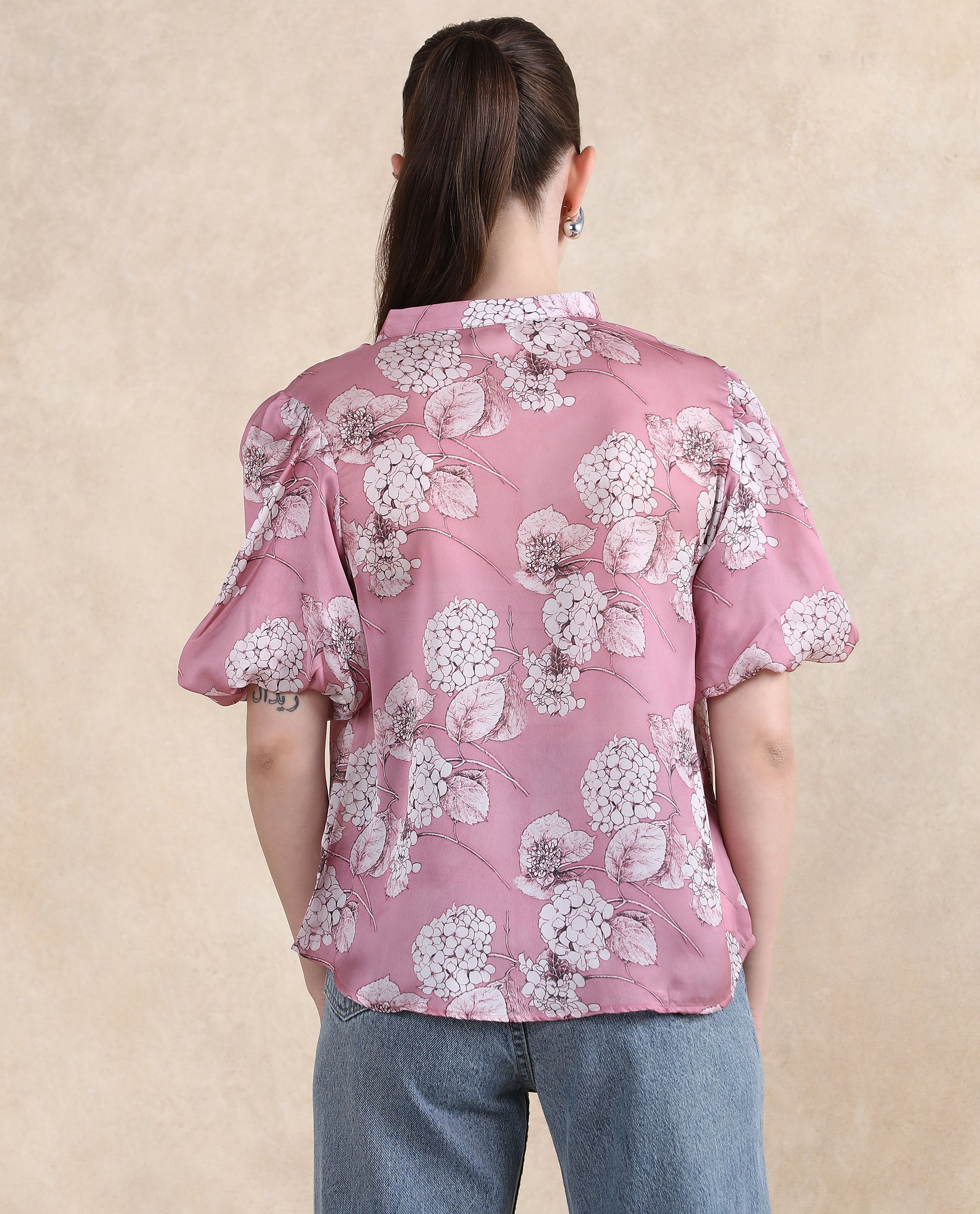 Rareism Women Turino Dusky Pink Balloon Sleeve Mandarin Neck Floral Print Top