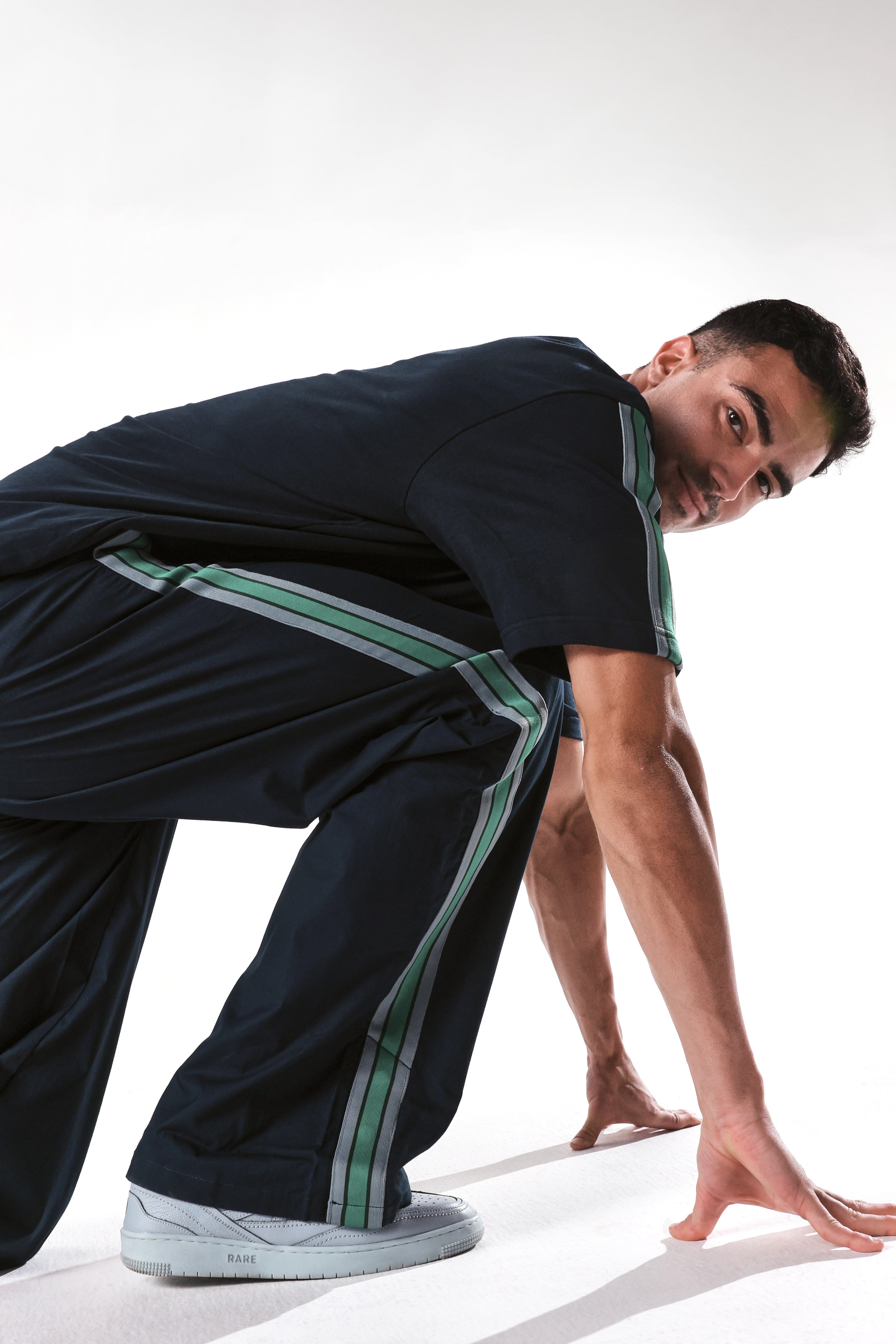 Rare Rabbit Men's Newnon Navy Cotton Plain Baggy Fit Track Pant