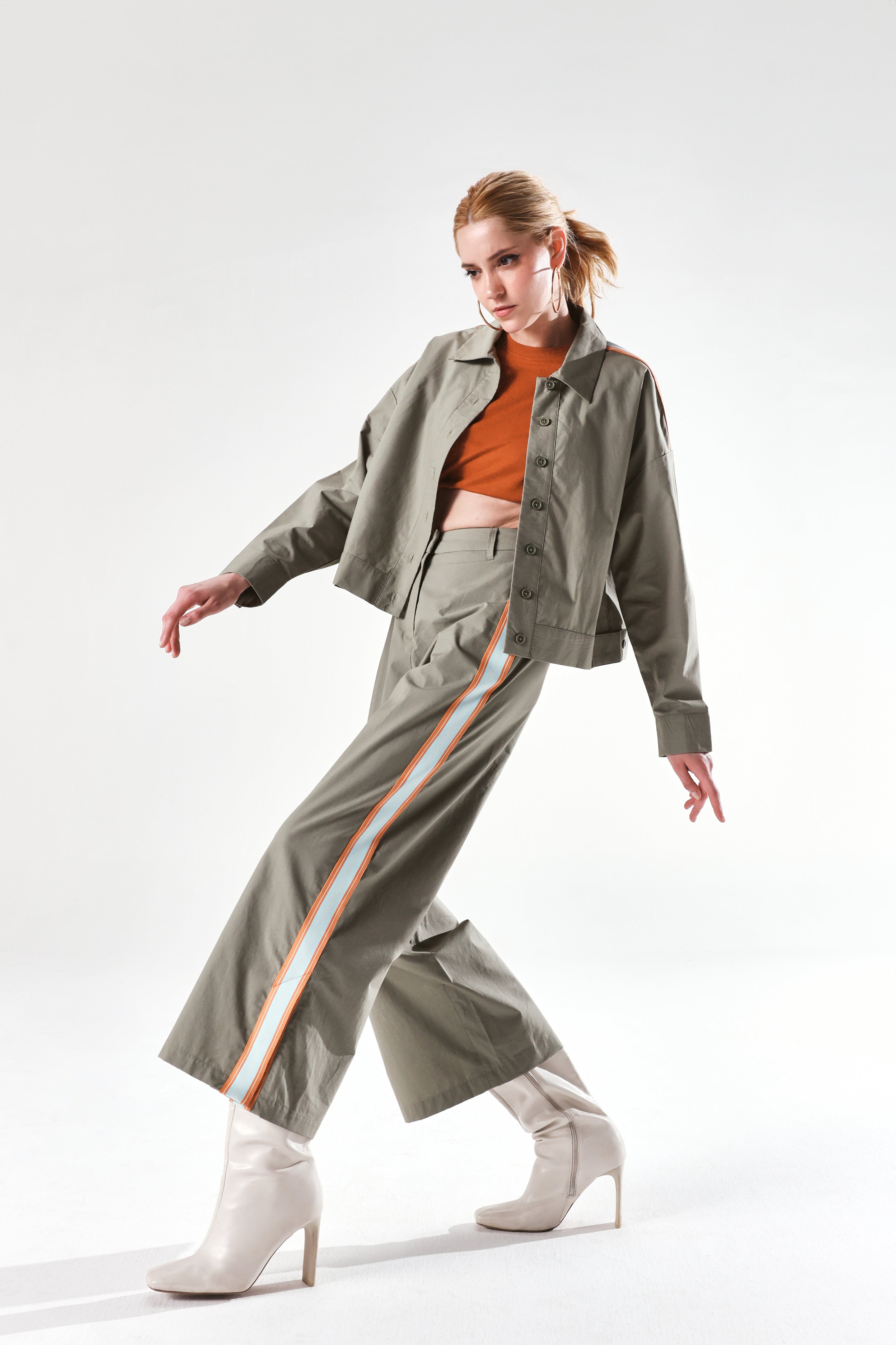 Rareism Women's Nocam B Dusky Green Cotton Plain Ankle Length Wide Trouser