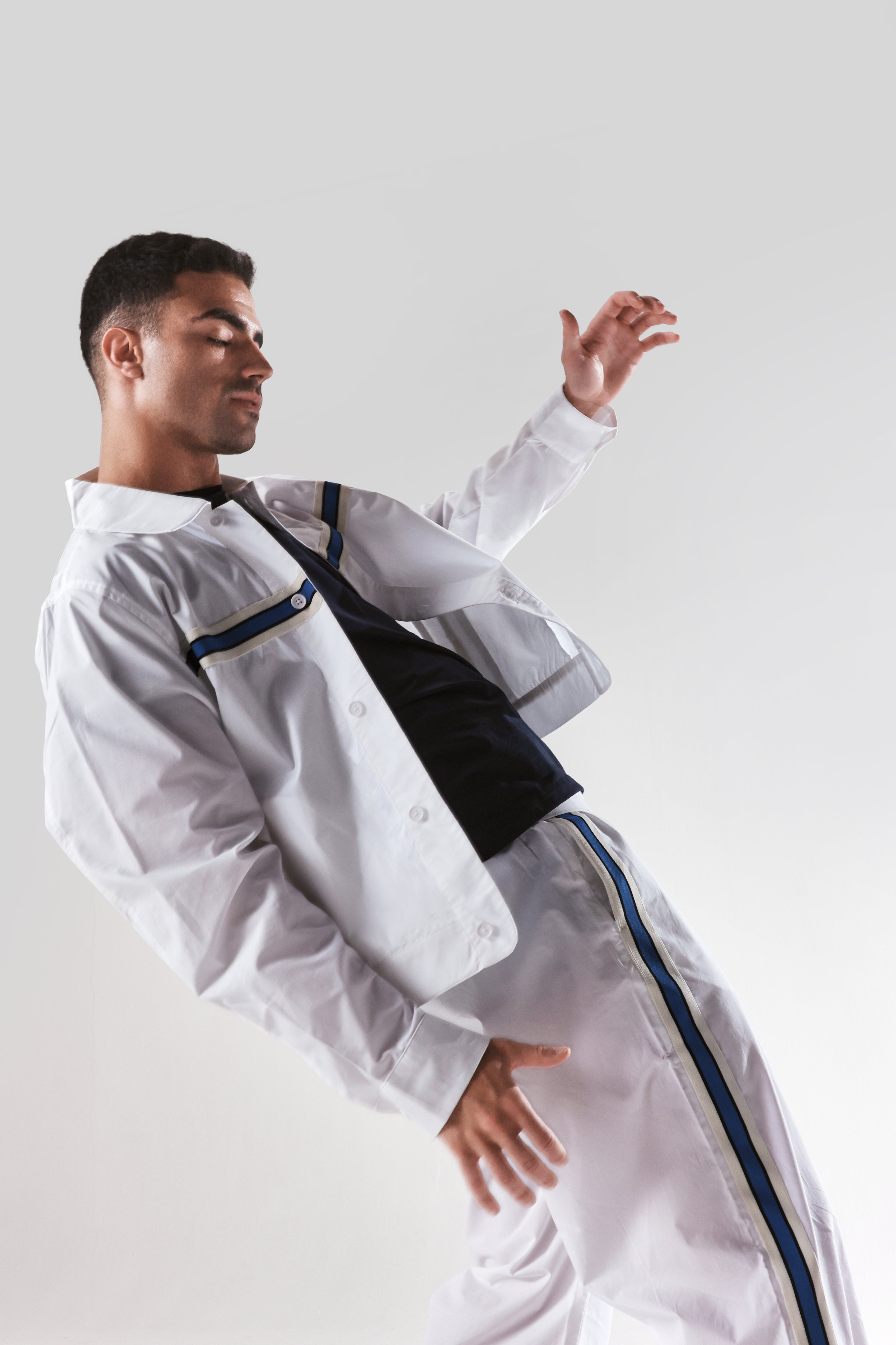 Rare Rabbit Men's Macon-S White Cotton Plain Regular Fit Full Sleeve Collared Shirt