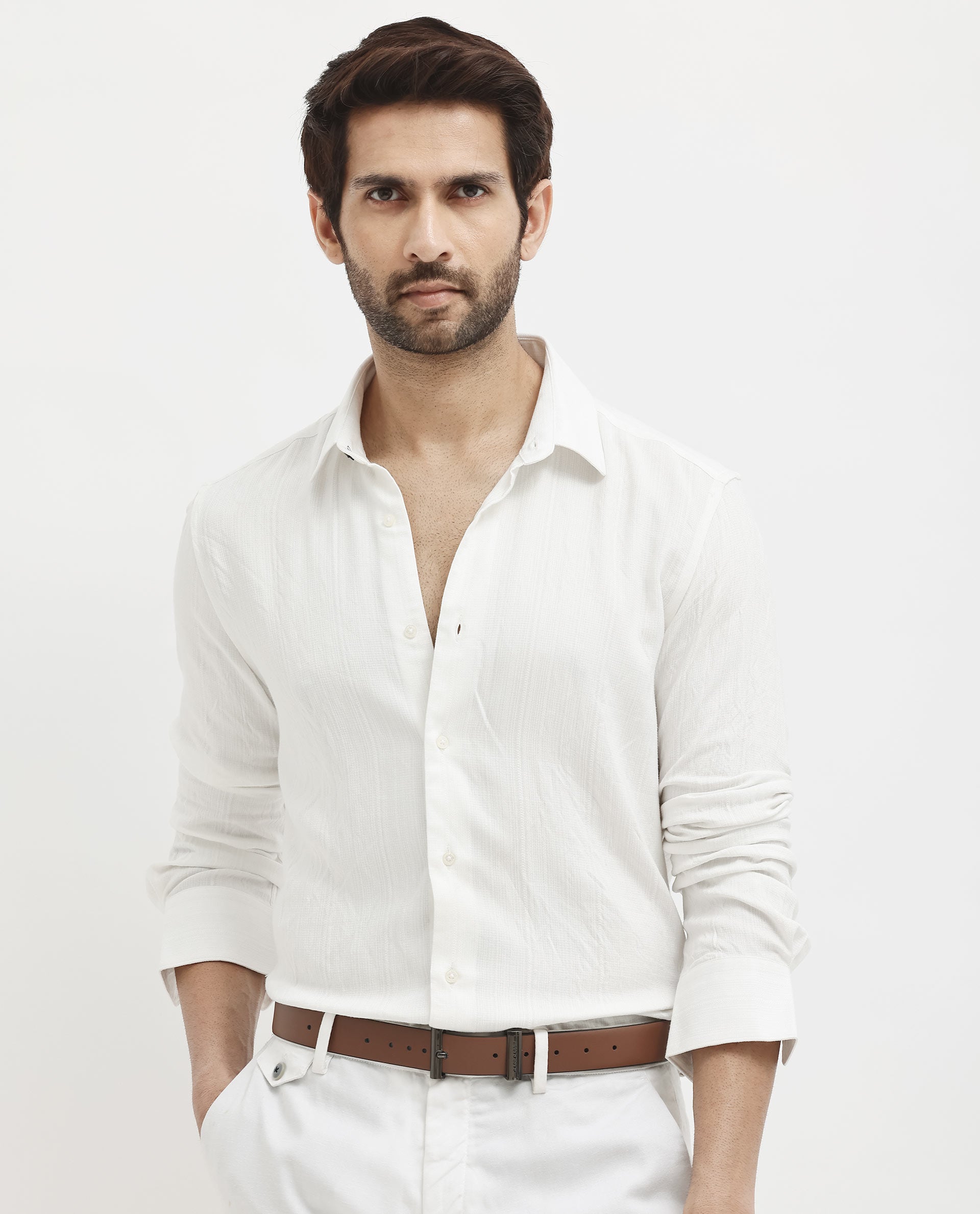 Rare Rabbit Mens Ufa White Viscose Nylon Blend Fabric Full Sleeve Regular Fit Textured Solid Shirt