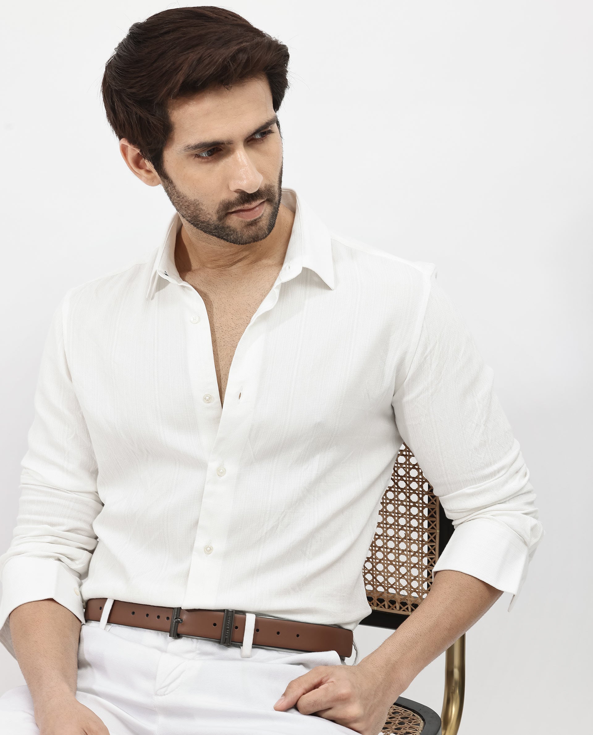 Rare Rabbit Mens Ufa White Viscose Nylon Blend Fabric Full Sleeve Regular Fit Textured Solid Shirt