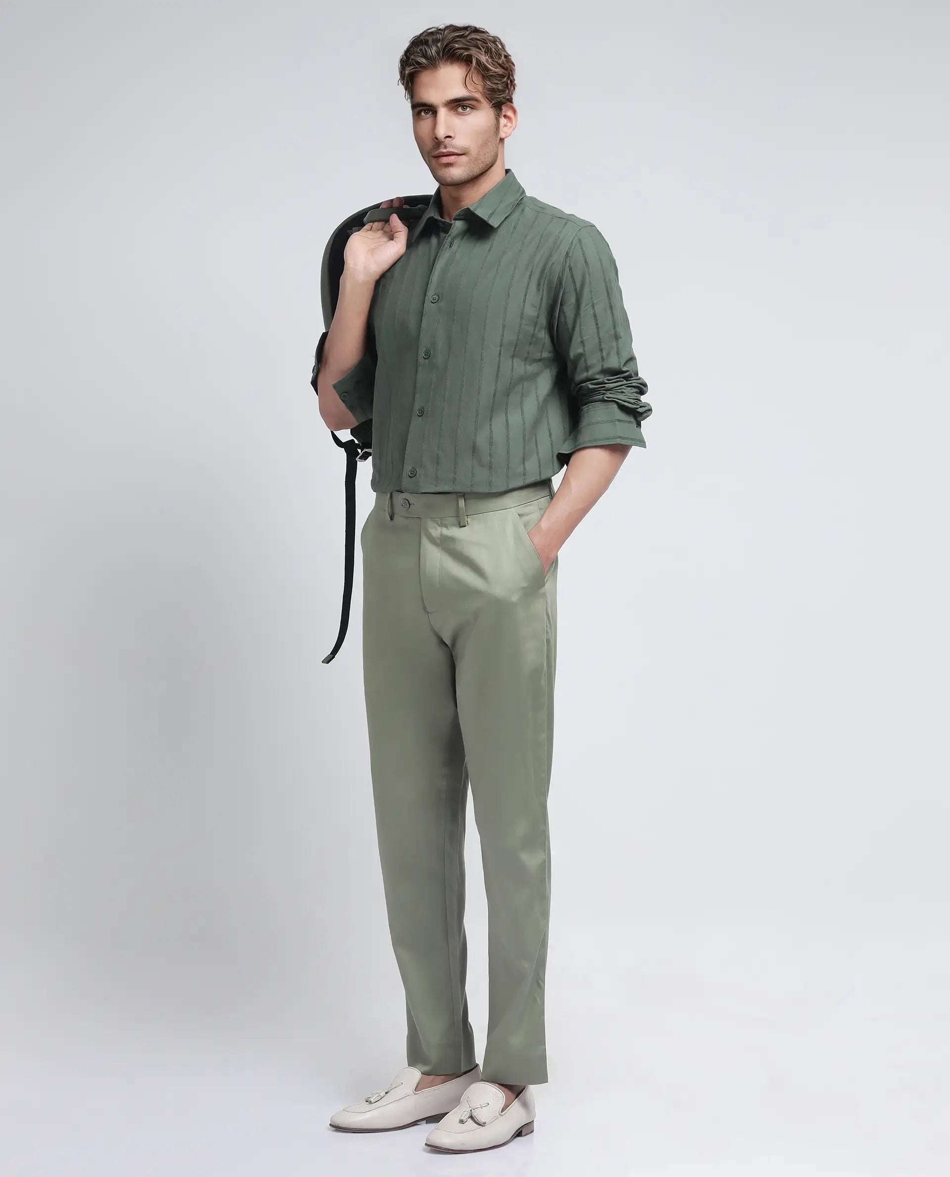 Rare Rabbit Men Ugo Dusky Green Cotton Elastane Fabric Regular Fit Plain Trouser