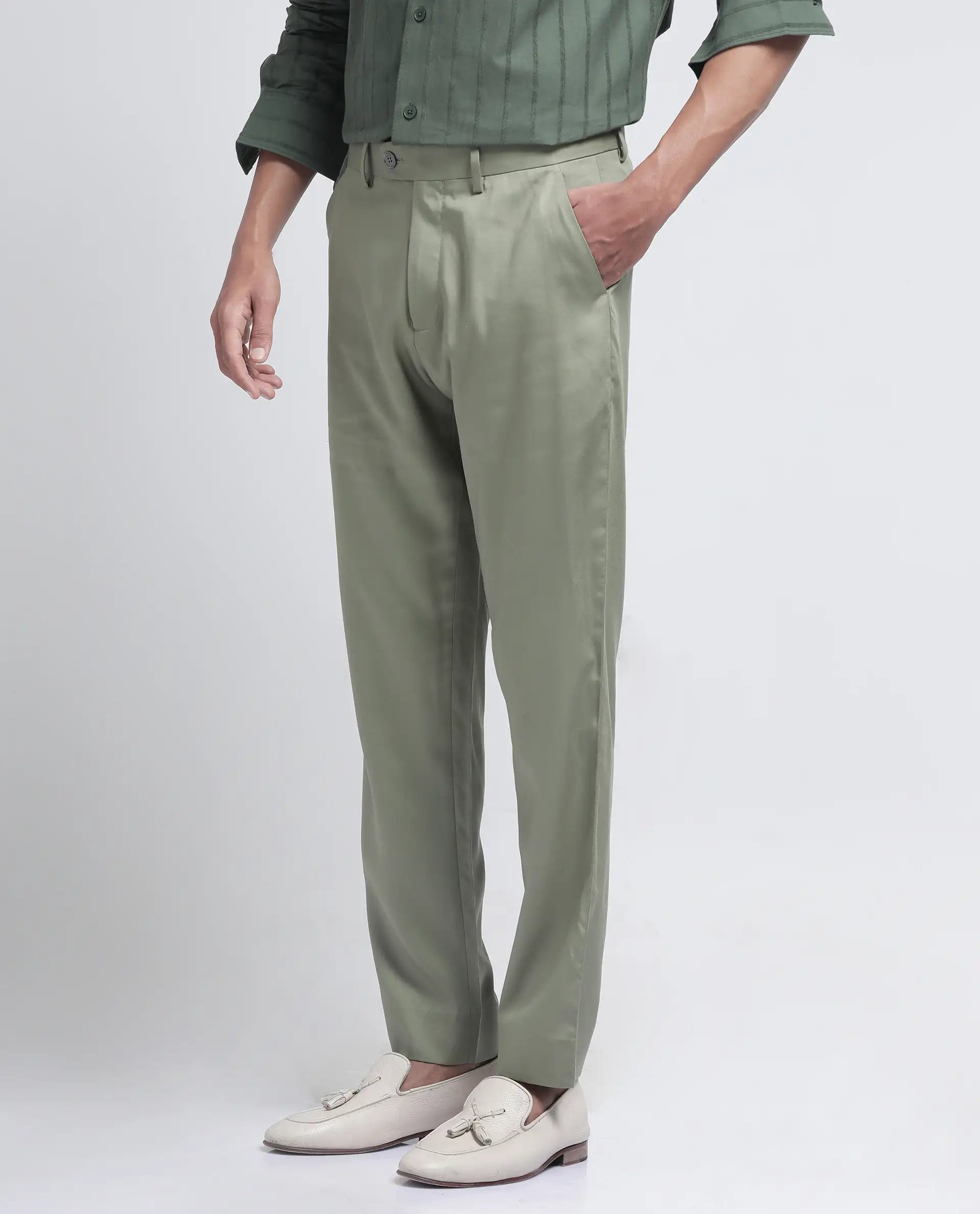 Rare Rabbit Men Ugo Dusky Green Cotton Elastane Fabric Regular Fit Plain Trouser