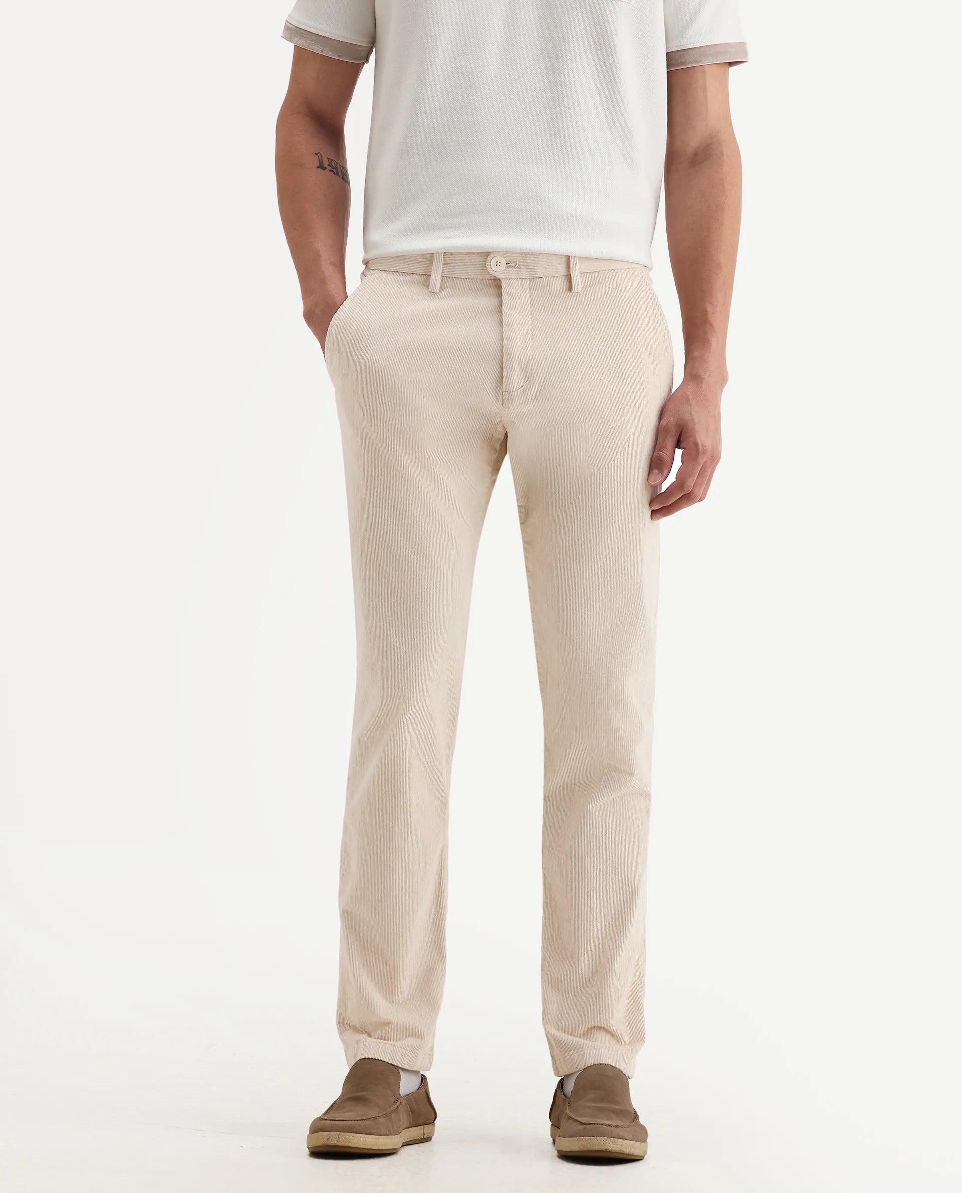 Rare Rabbit Men's Upton Off White Cotton Plain Regular Fit Trouser