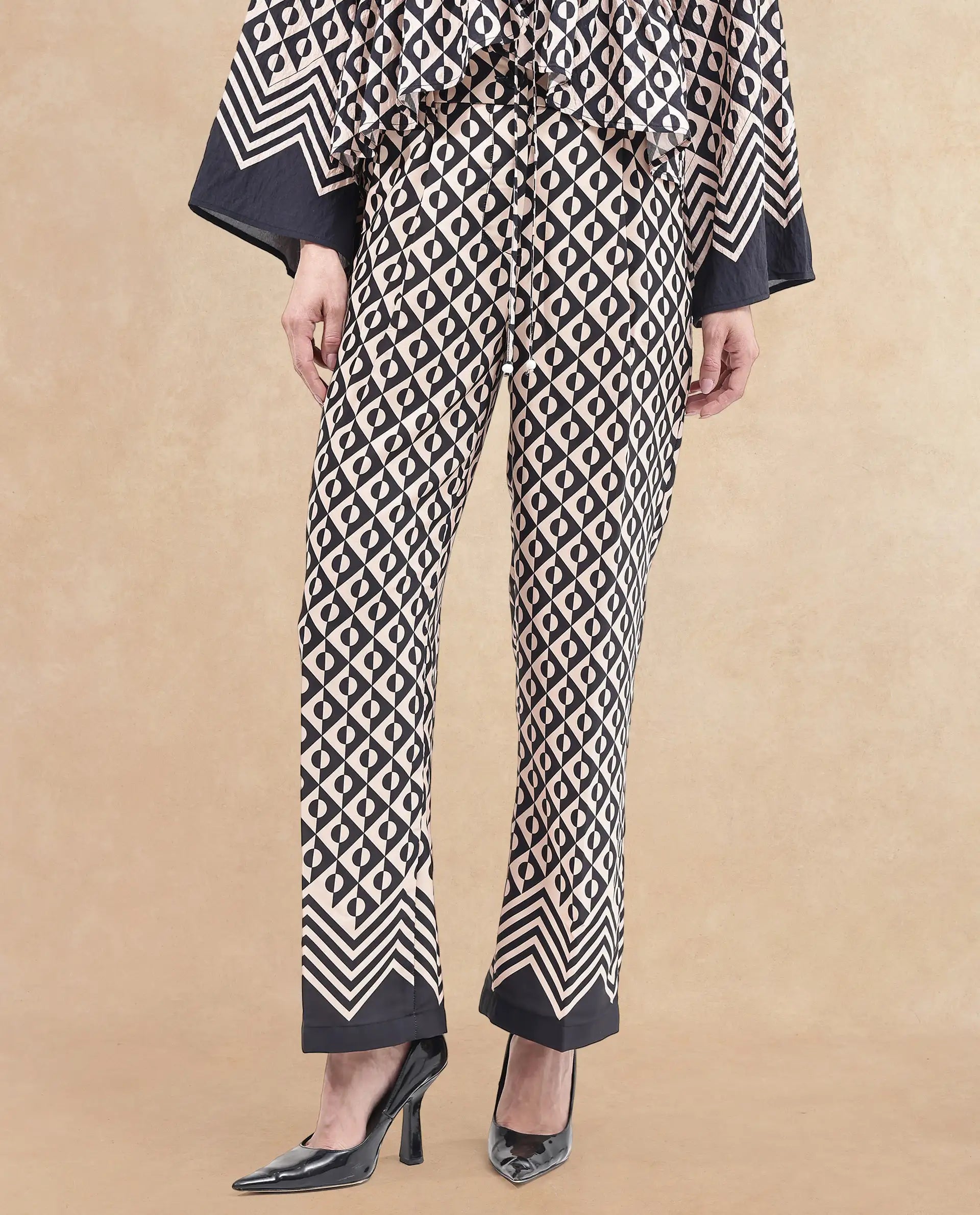 Rareism Women's Urapan Black Polyester Blend Geometric Print Ankle Length Straight Fit Trouser