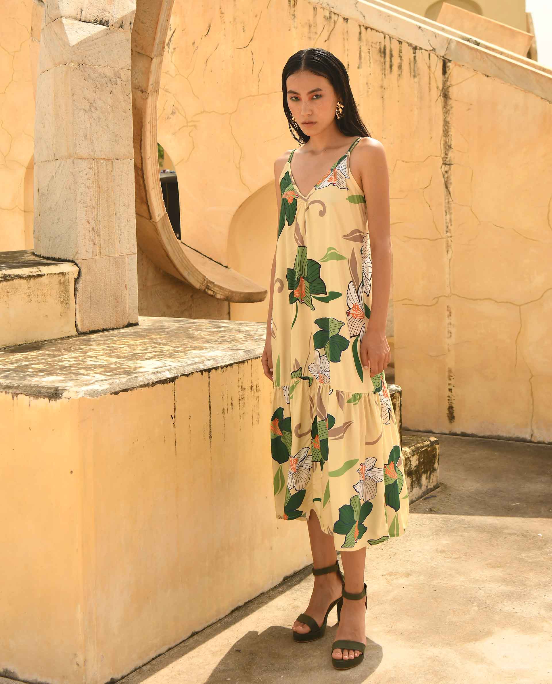 Rareism Women Etana Off White Deep U Neck With Double Spaghetti Straps And Pockets Midi Dress