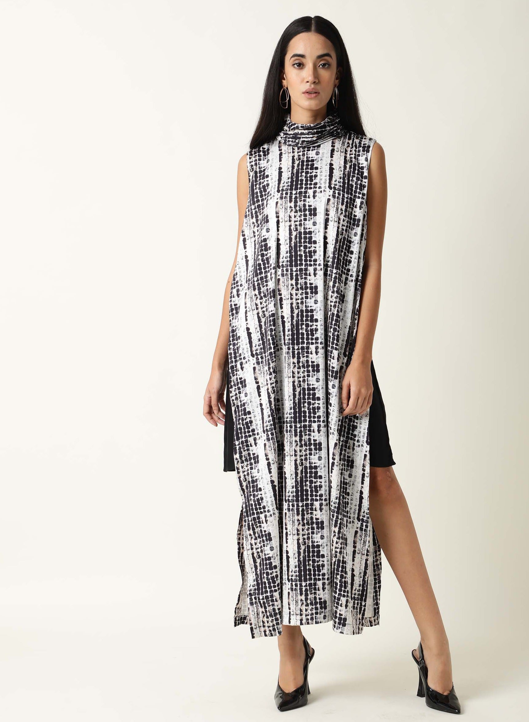 Rareism Women Pash Black Abstract Print High Neck Ruffled Collar Sleeveless With Full Side Slit Maxi Dress