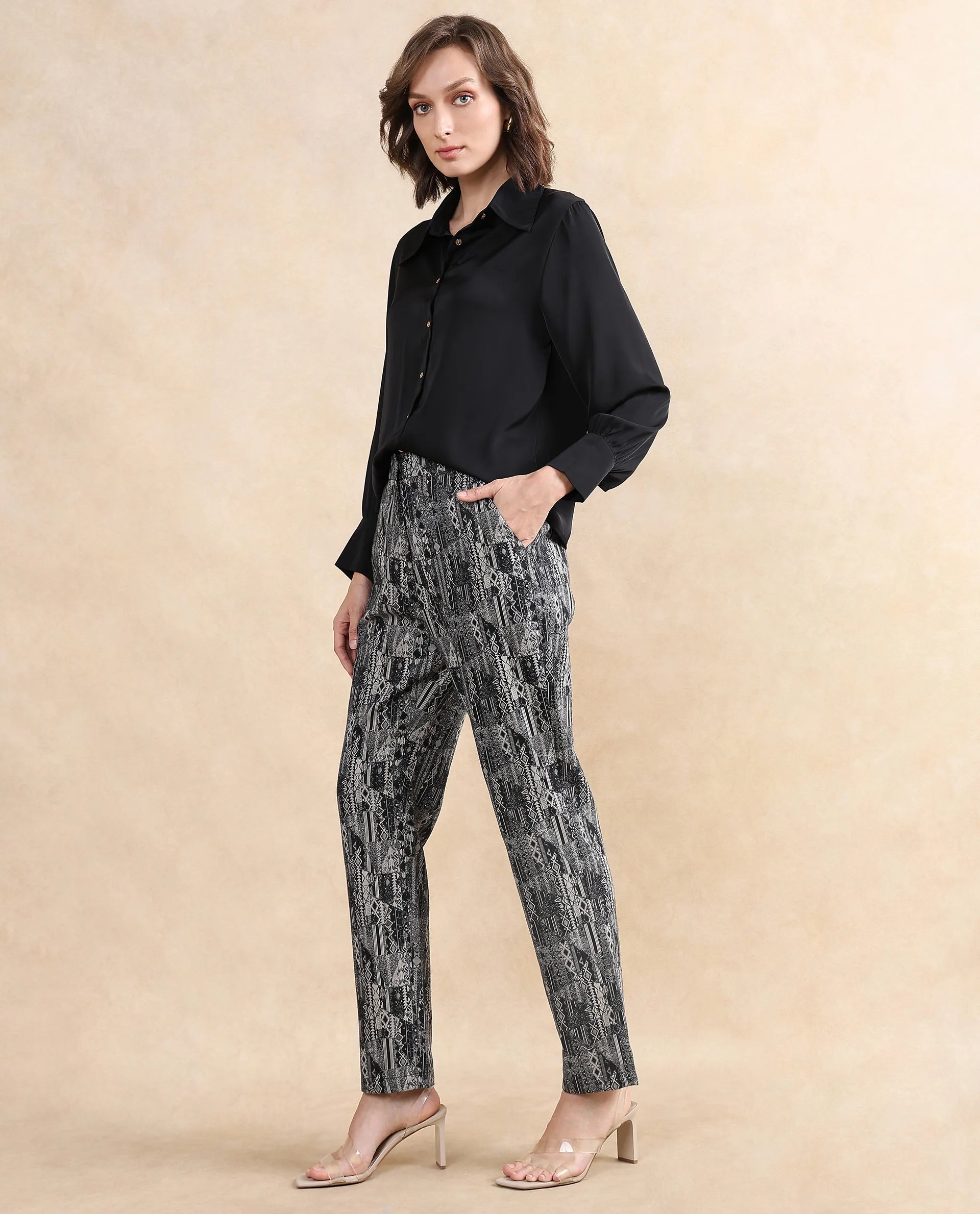 Rareism Women Valie-B Black Zipper Closure Straight Fit Ankle Length Jacquard Trouser