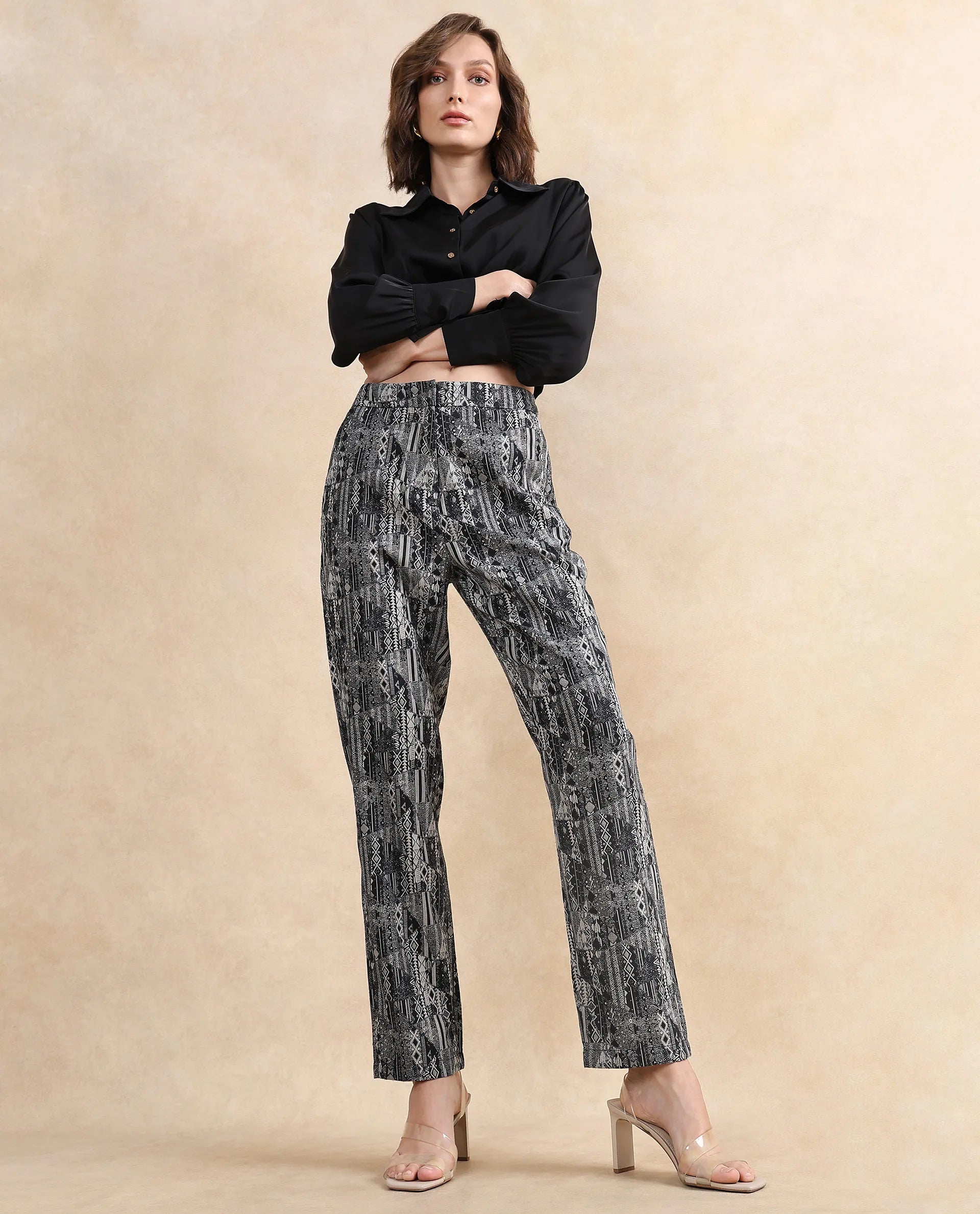 Rareism Women Valie-B Black Zipper Closure Straight Fit Ankle Length Jacquard Trouser