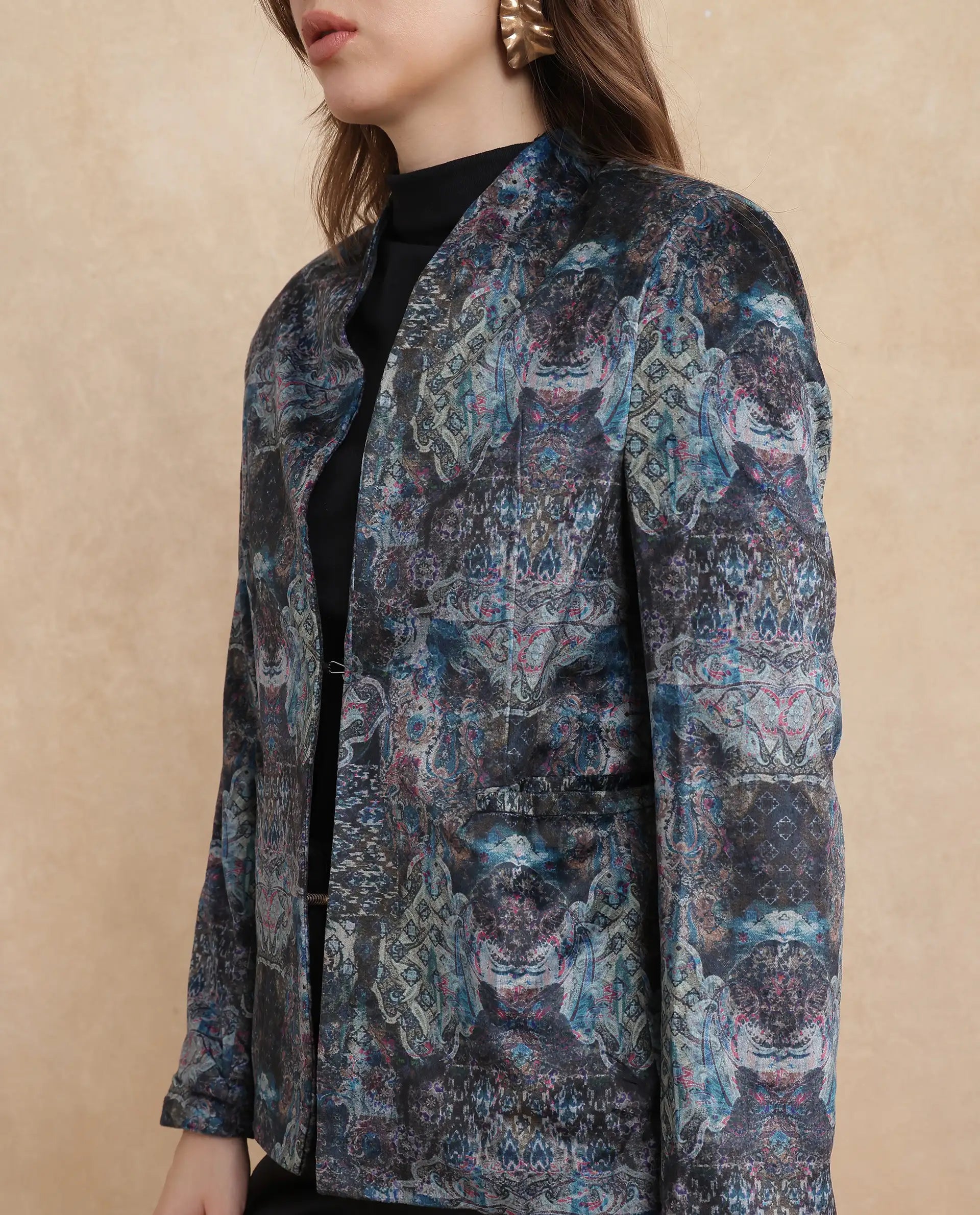 Rareism Women Valorie Multi Velvet Cuffed Sleeve V-Neck Hook Closure Abstract Print Blazer