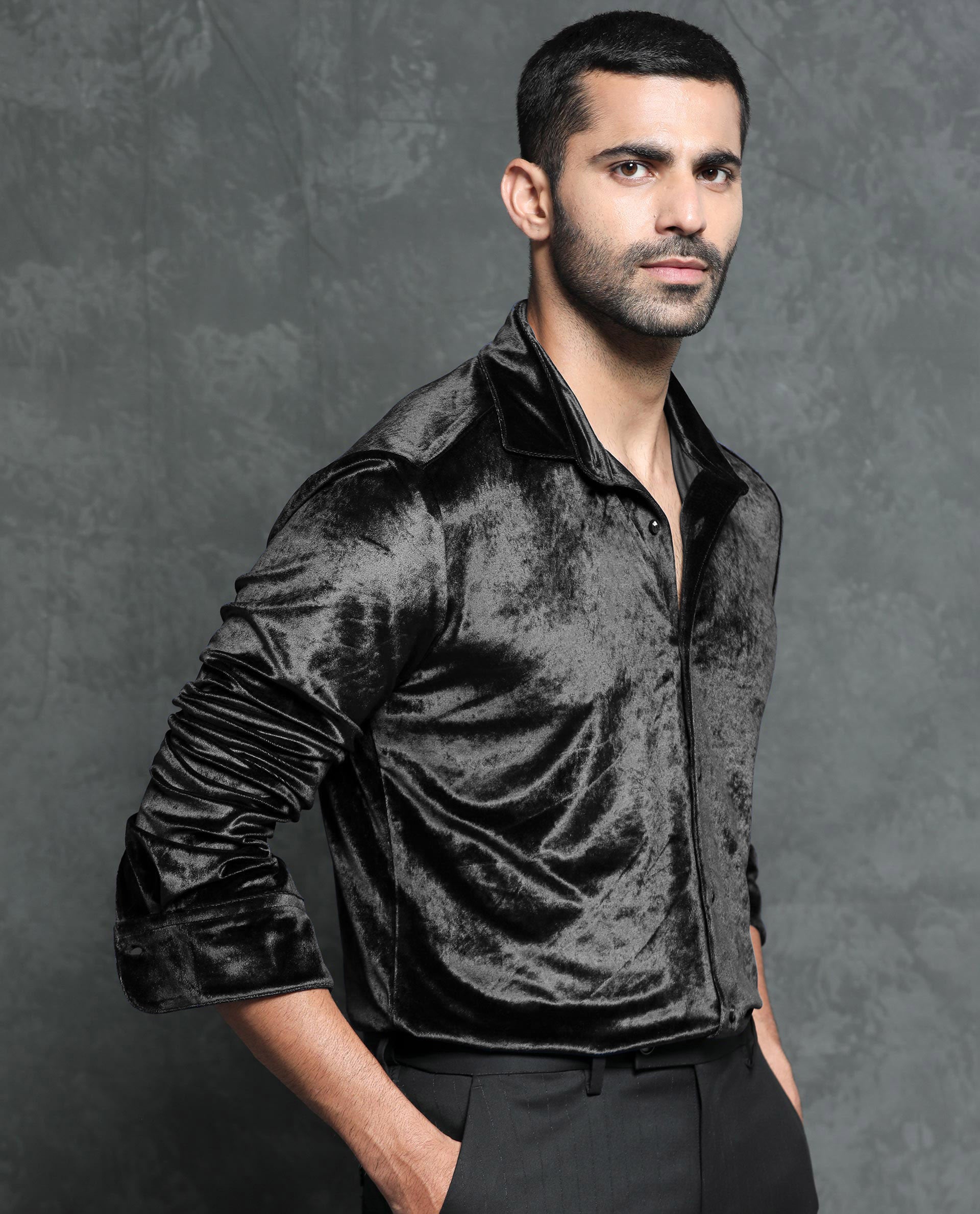Rare Rabbit Men's Valve Black Velvet Fabric Full Sleeves Solid Shirt