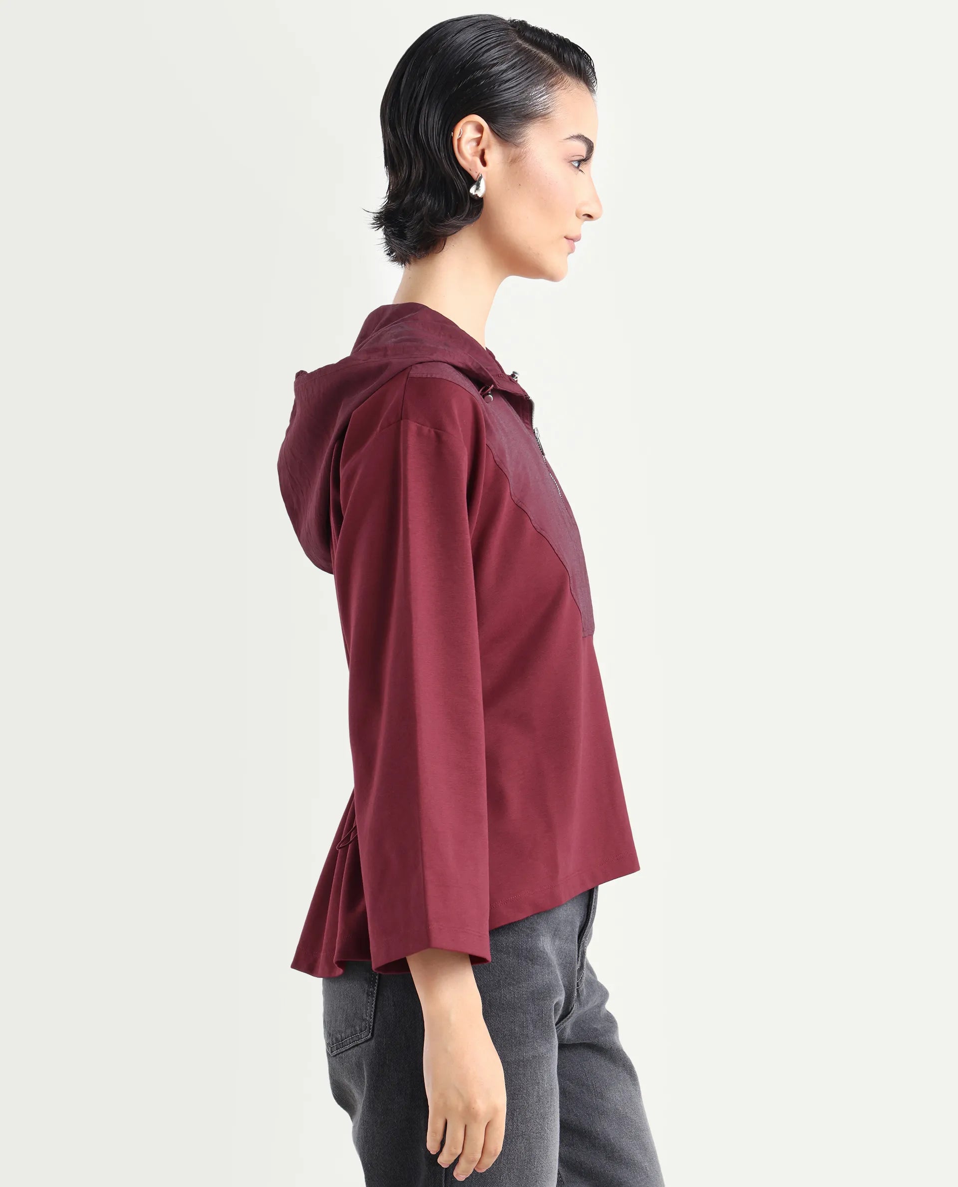 Rareism Women's Vancouver Maroon Cotton Blend Hooded Plain Relaxed Fit Sweatshirt