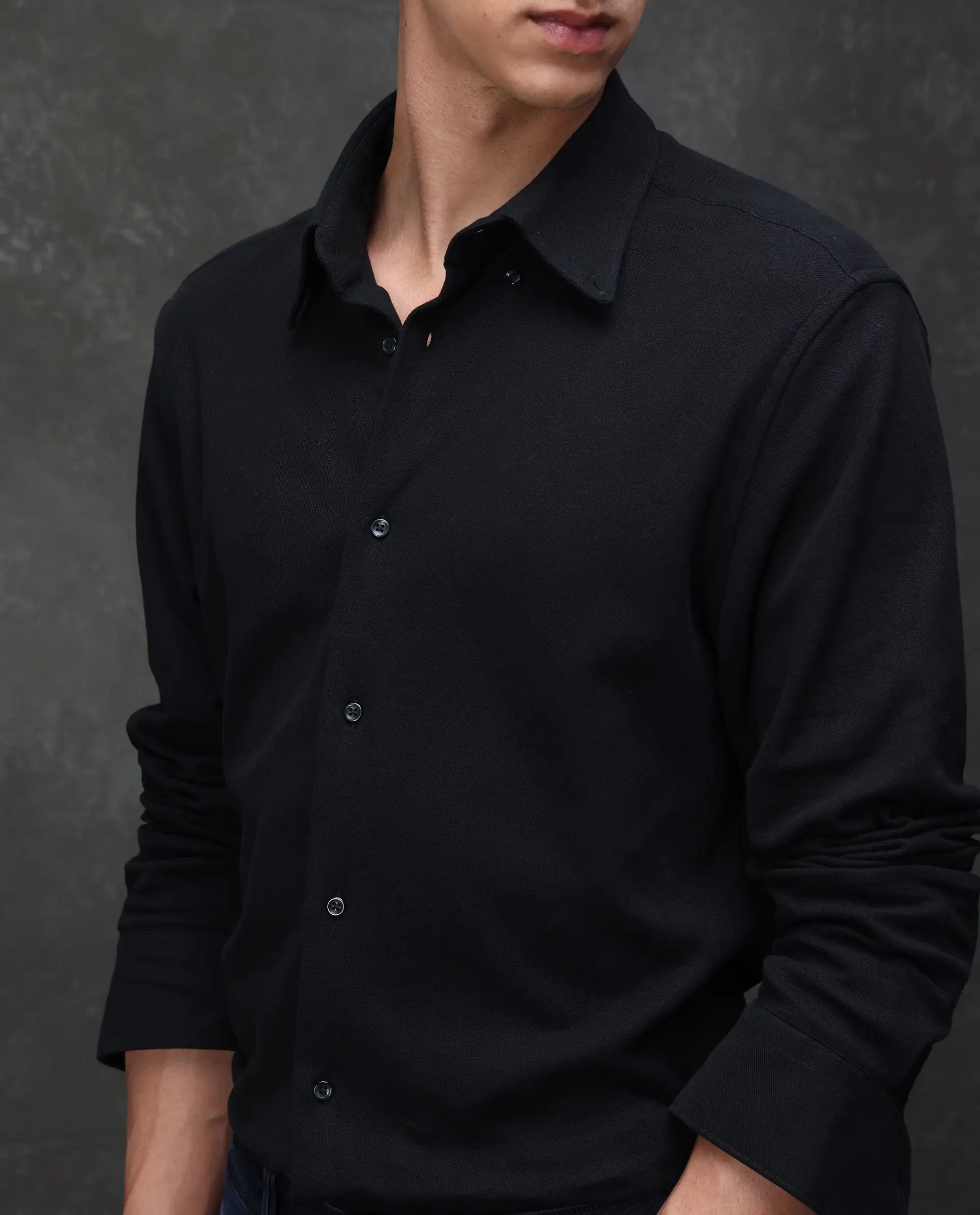 Rare Rabbit Men's Vane-25 Black Cotton Plain Regular Fit Full Sleeve Button-Down Collar Shirt