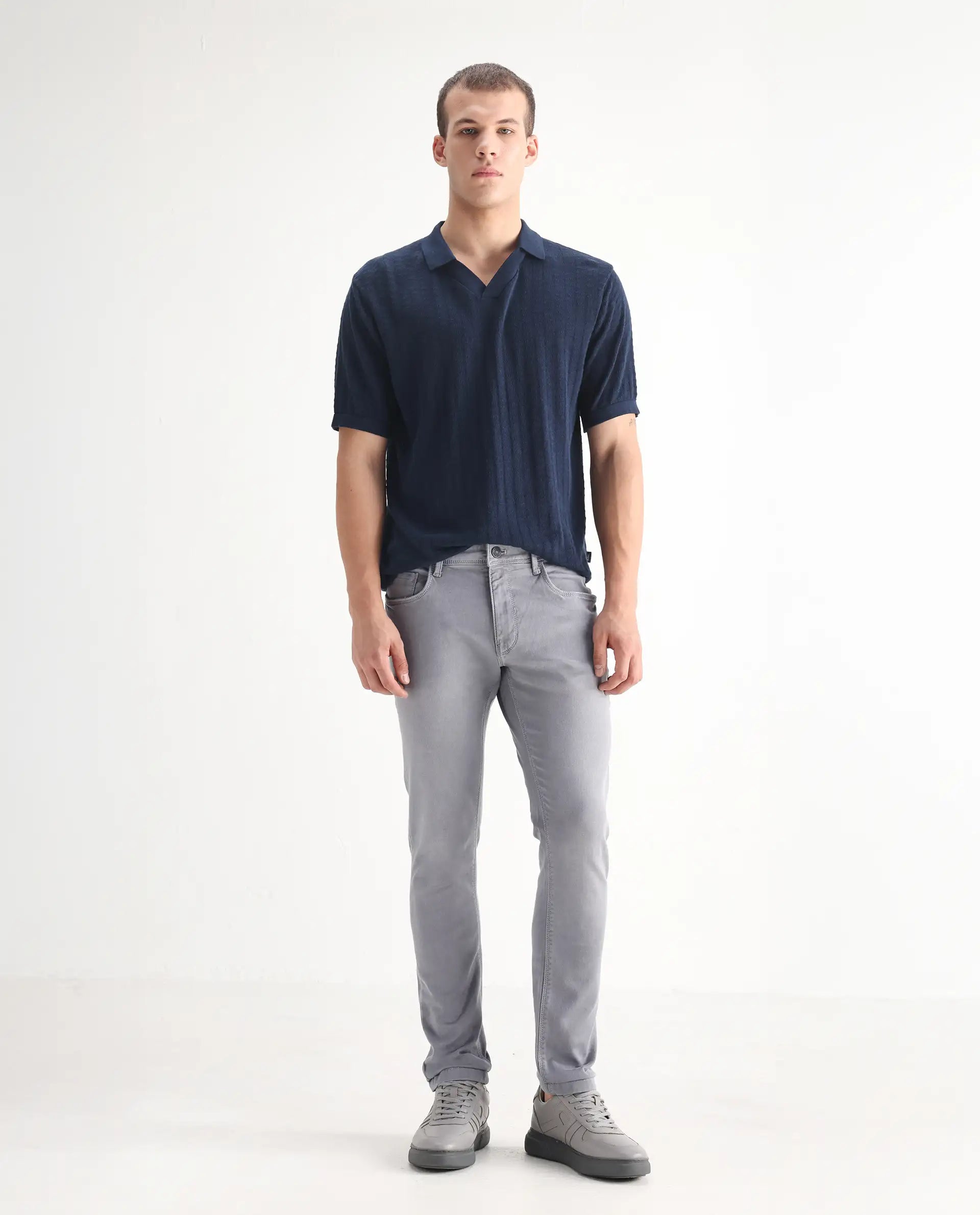 Rare Rabbit Men's Velles Light Grey Cotton Plain Hawk Slim Fit Jeans