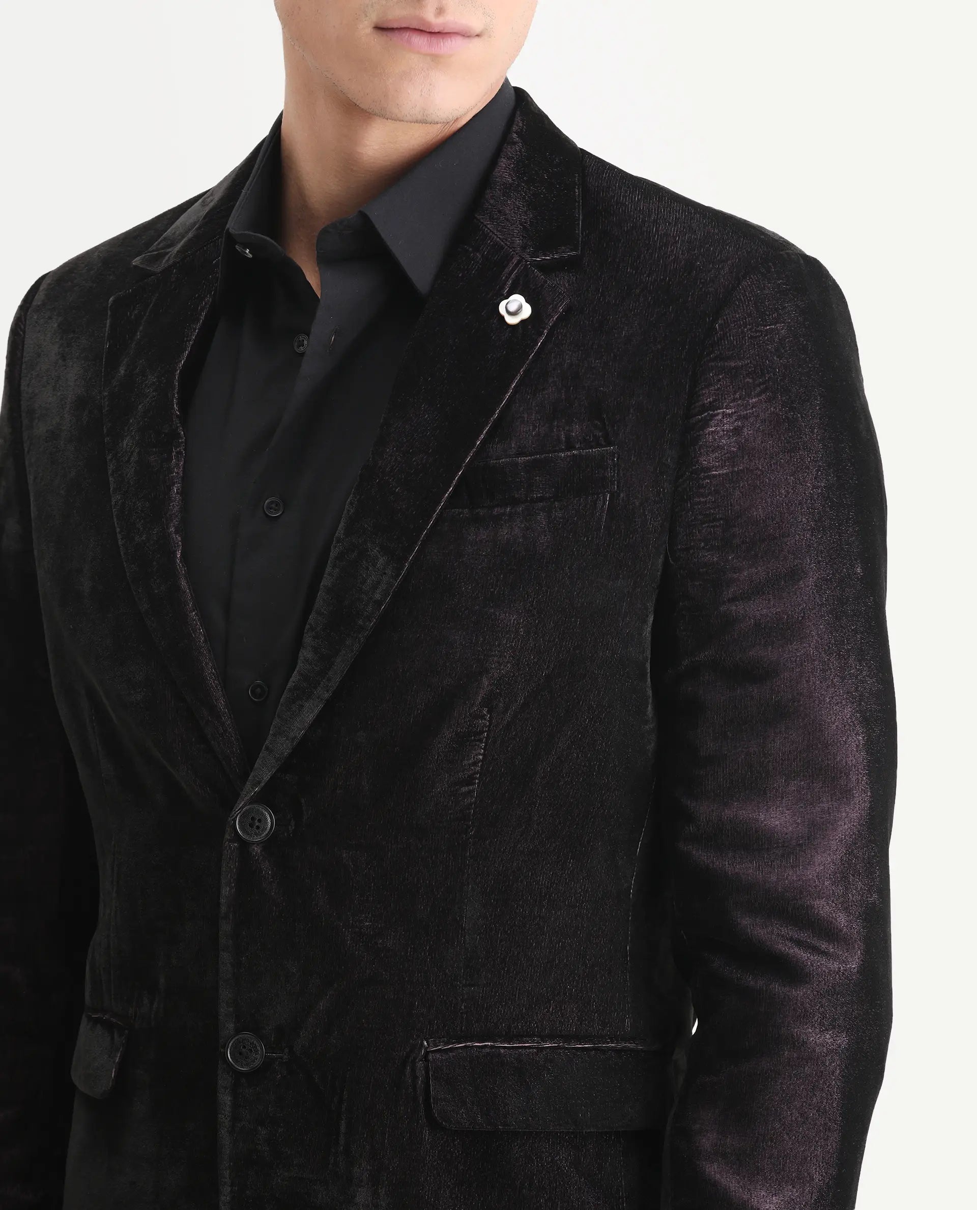 Rare Rabbit Men's Velter Light Purple Velvet Plain Tailored Fit Full Sleeve Lapel Neck Blazer